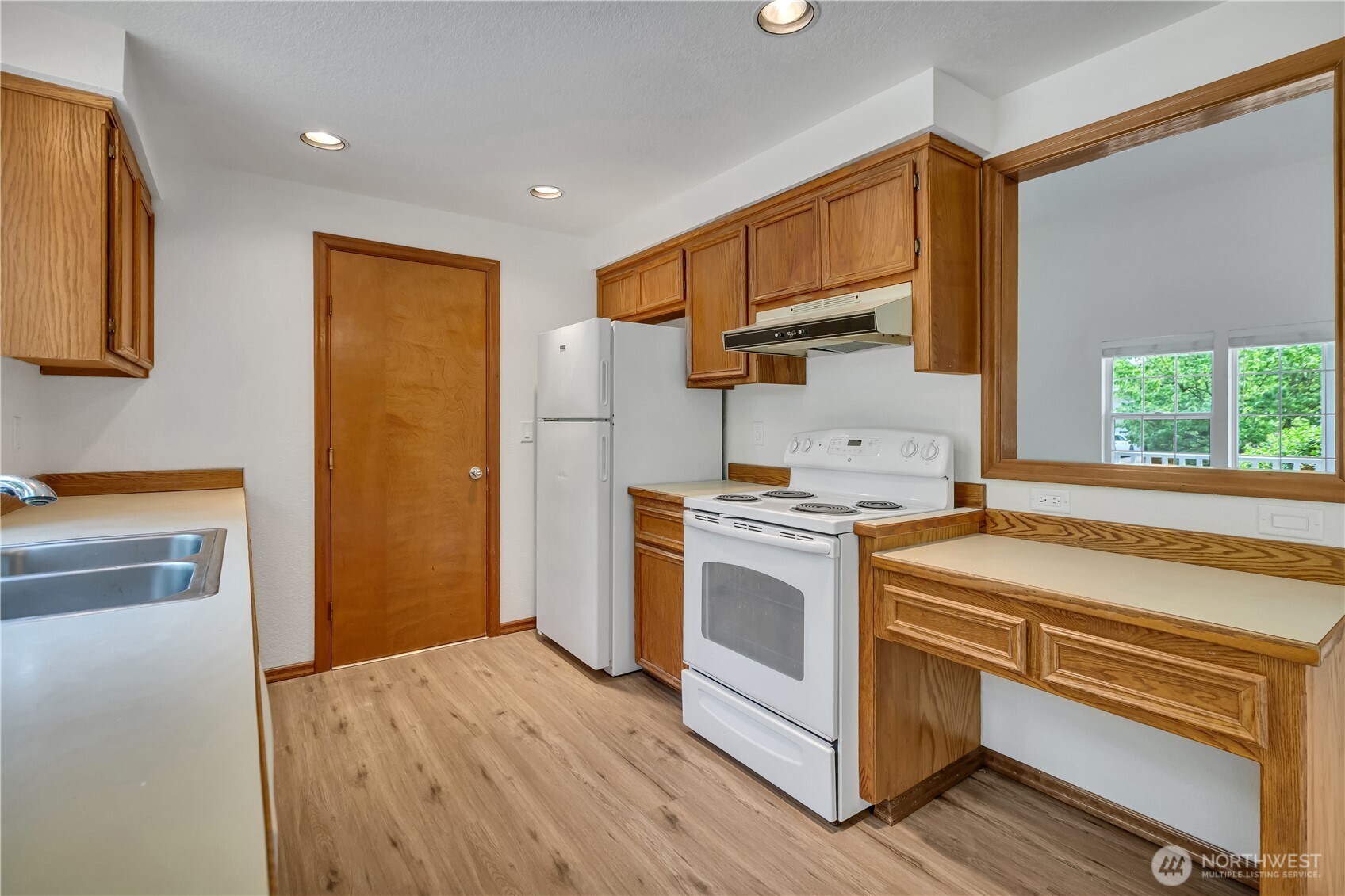 MLS #NWM2547948 image #8