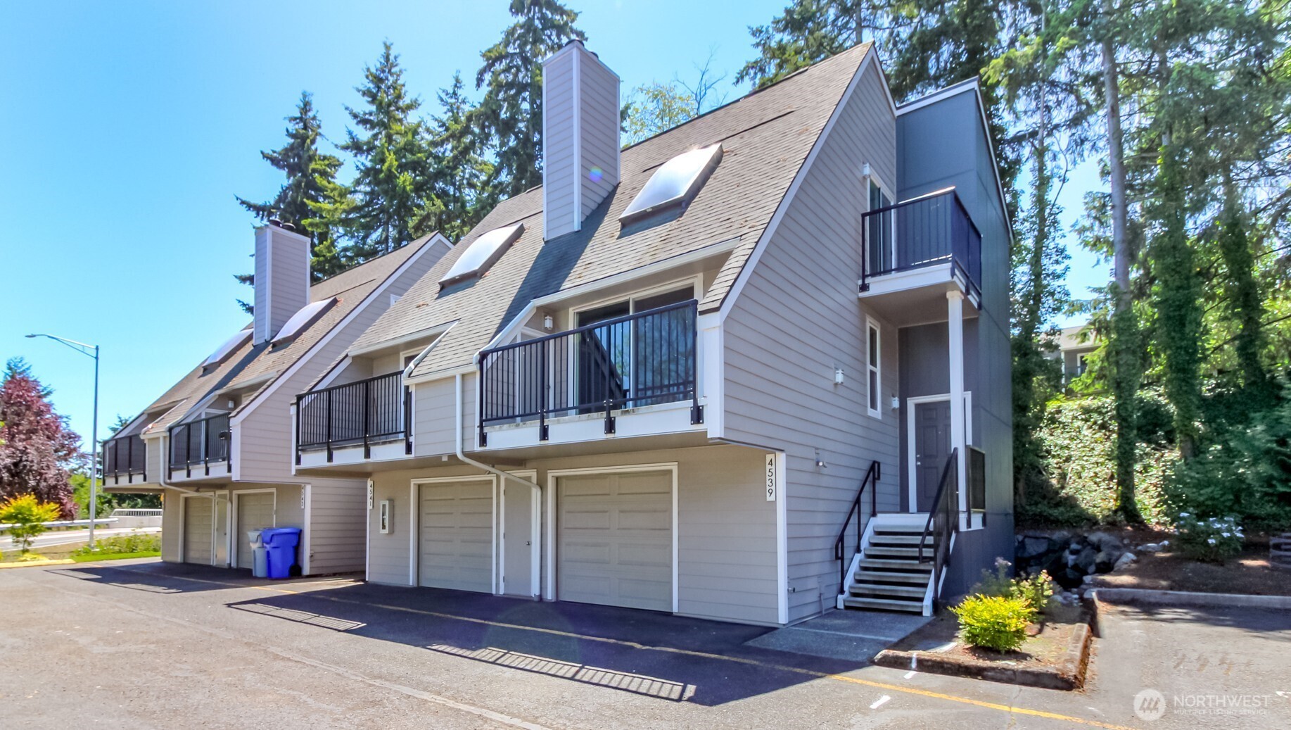 MLS #NWM2548153 image #0