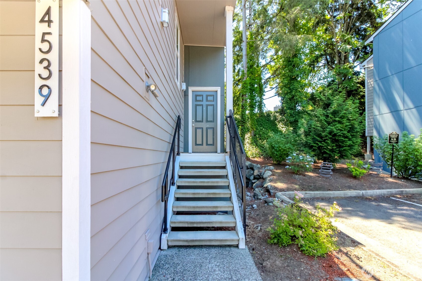 MLS #NWM2548153 image #1
