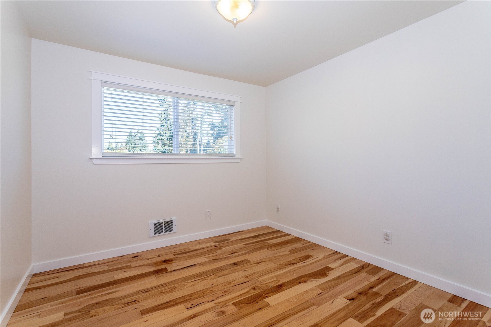 MLS #NWM2548684 image #9