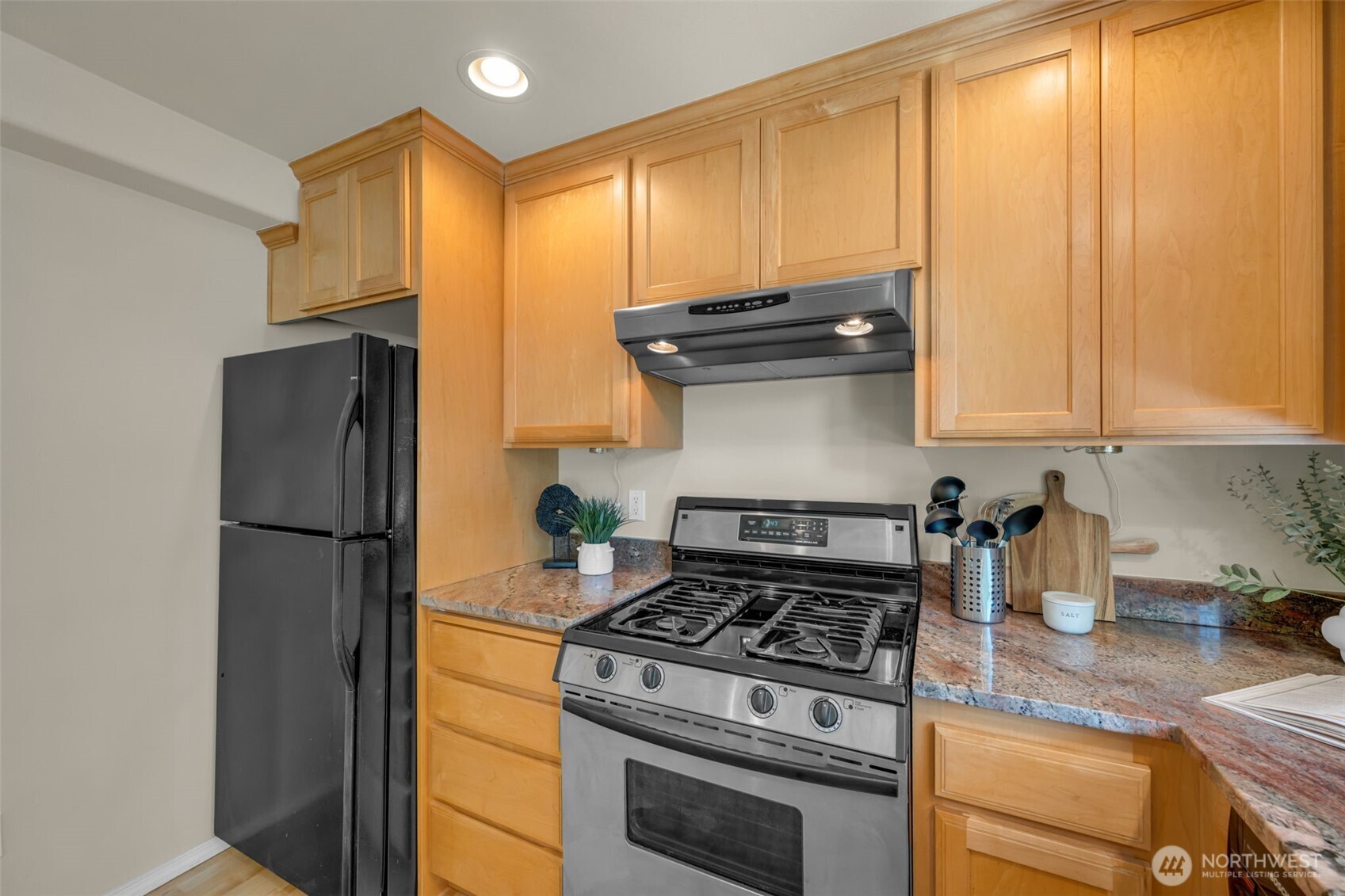 MLS #NWM2549165 image #15