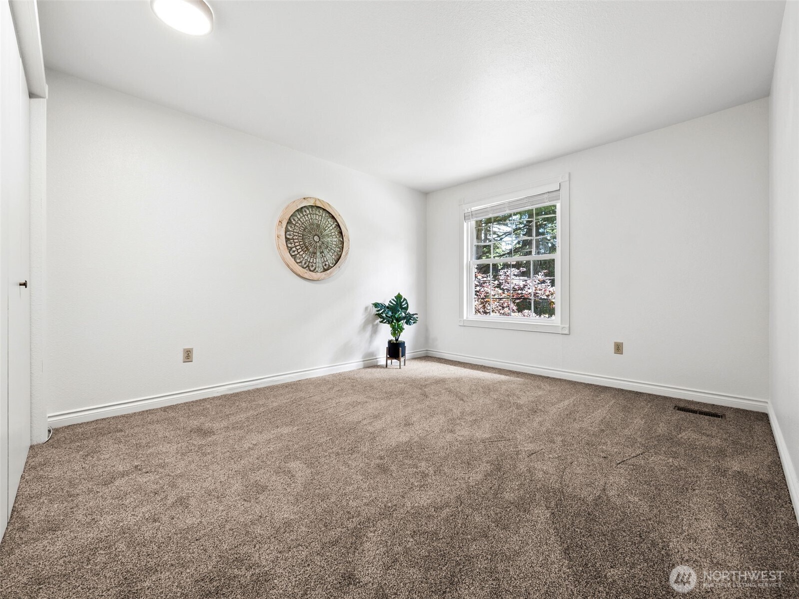 MLS #NWM2549712 image #26