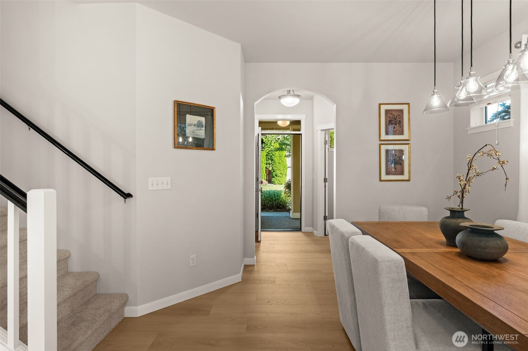 MLS #NWM2549746 image #2