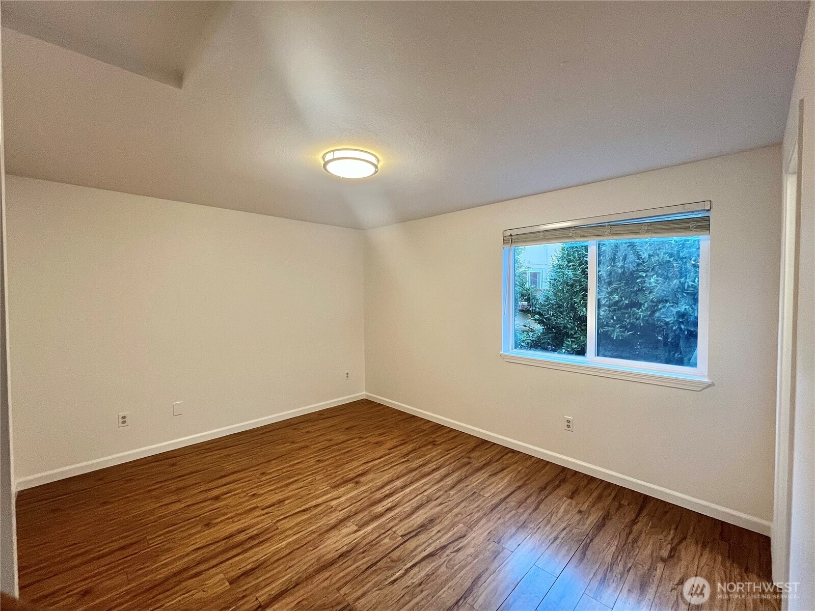 MLS #NWM2550201 image #11