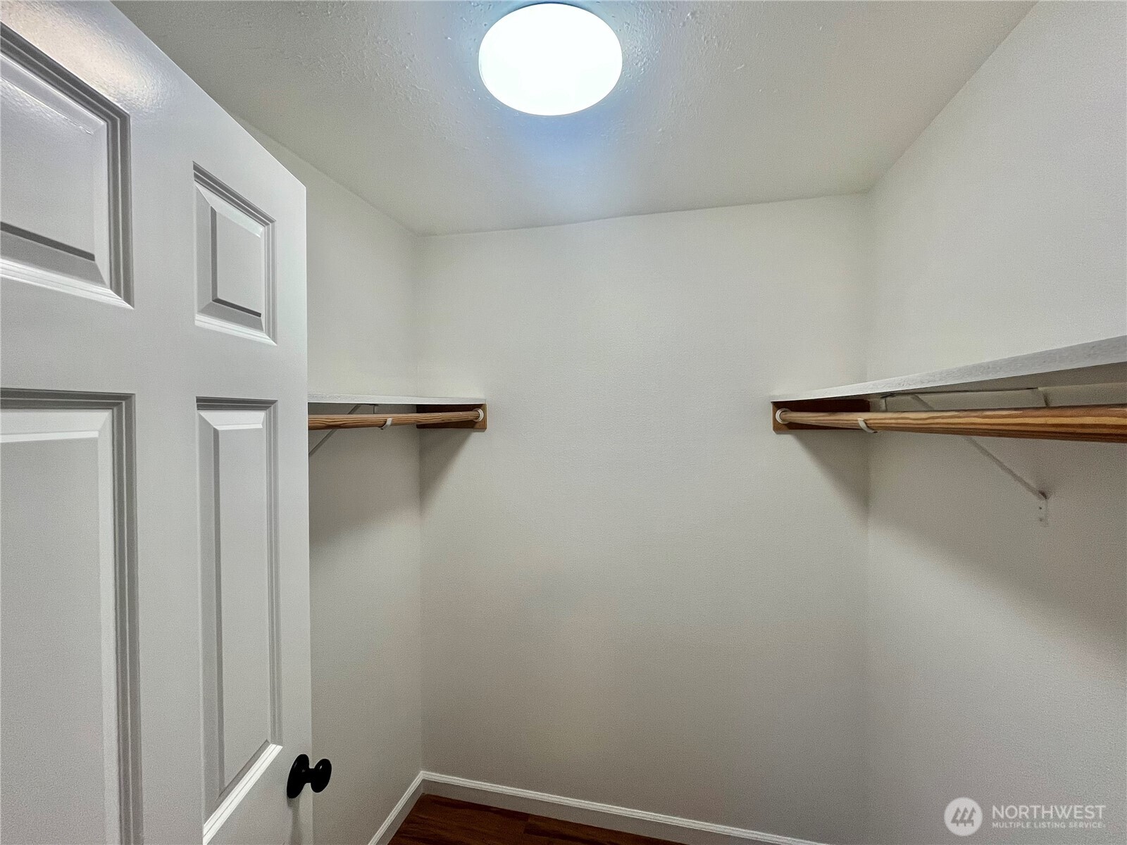 MLS #NWM2550201 image #13