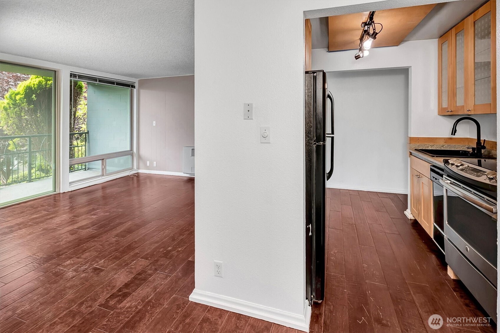 MLS #NWM2550371 image #14
