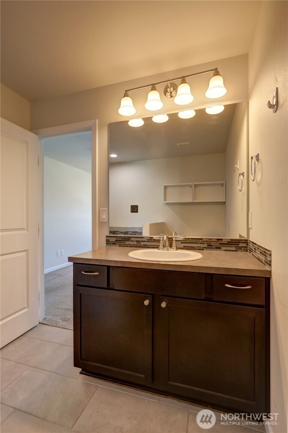 MLS #NWM2550628 image #15