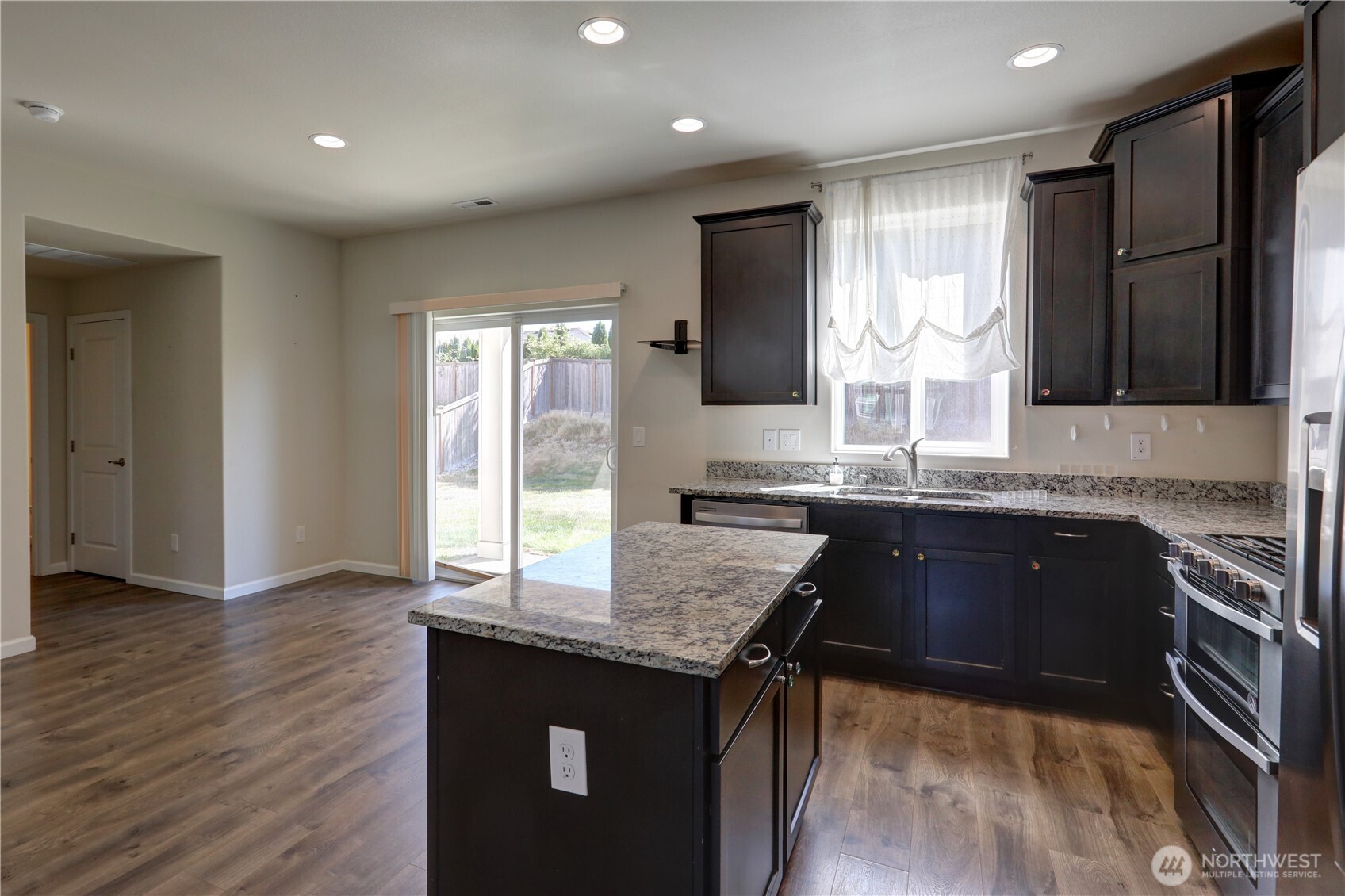 MLS #NWM2550628 image #2