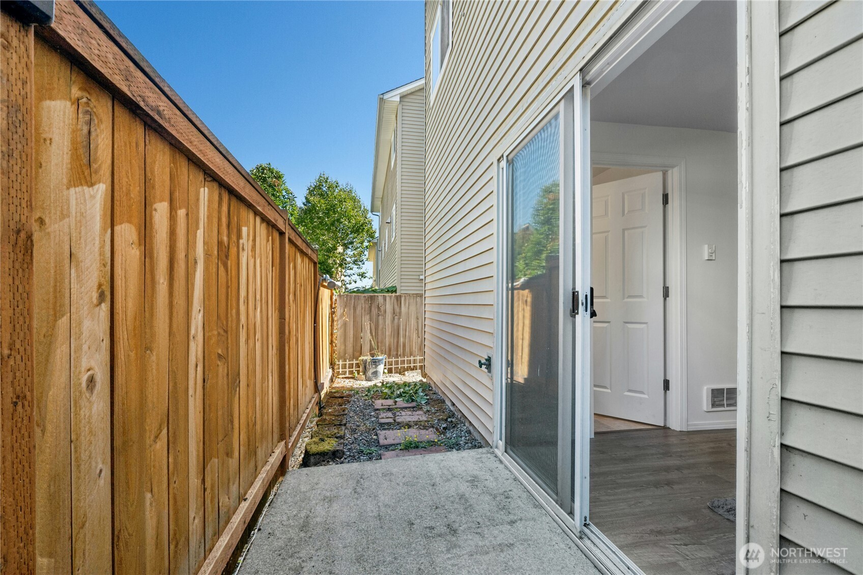 MLS #NWM2550652 image #32