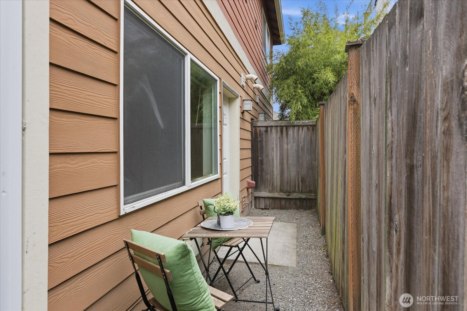 MLS #NWM2550653 image #16