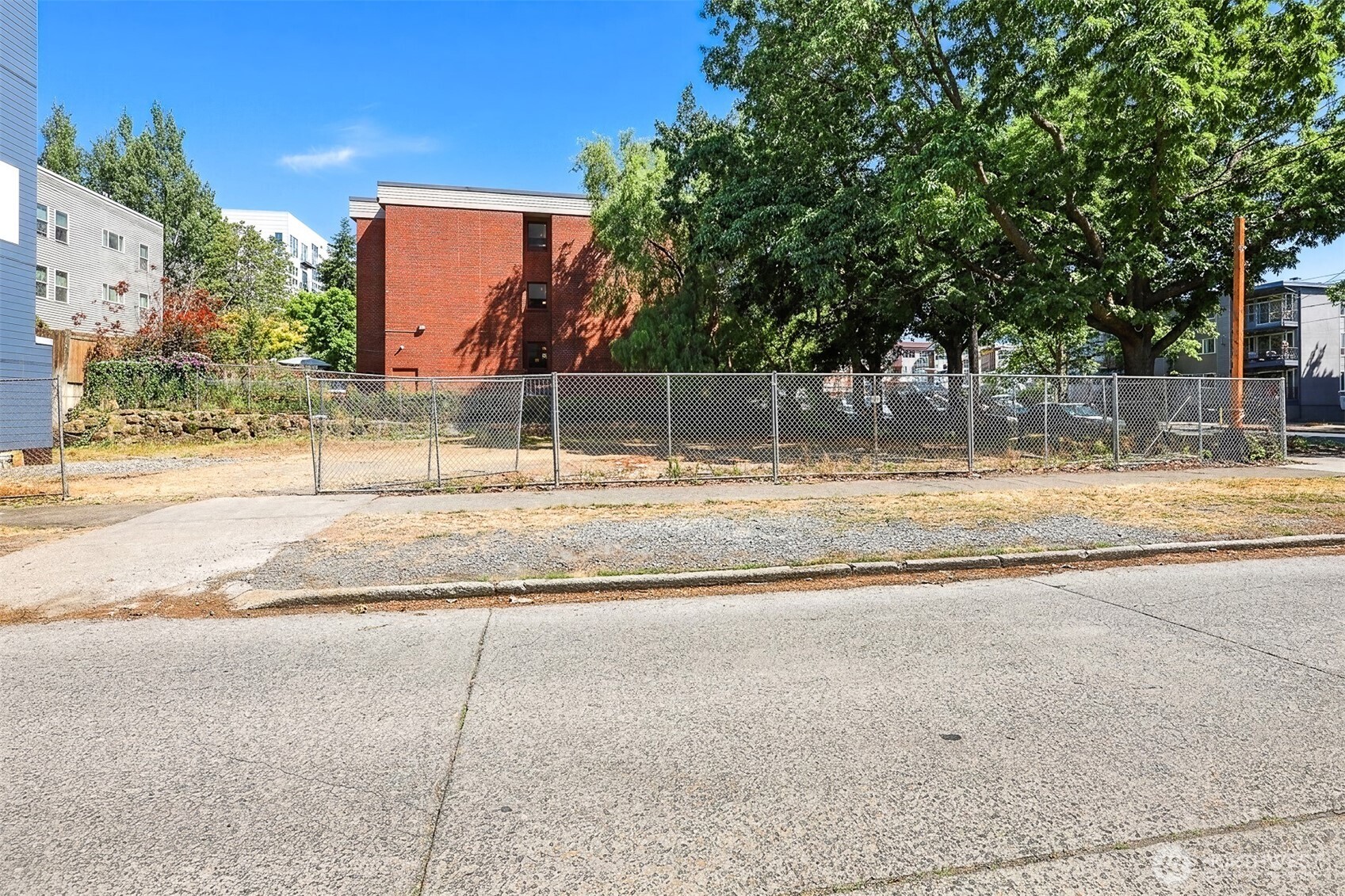 MLS #NWM2550852 image #1