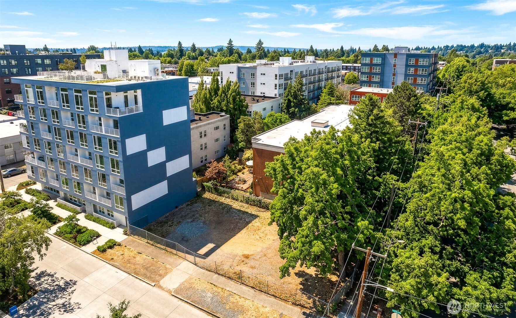 MLS #NWM2550852 image #10