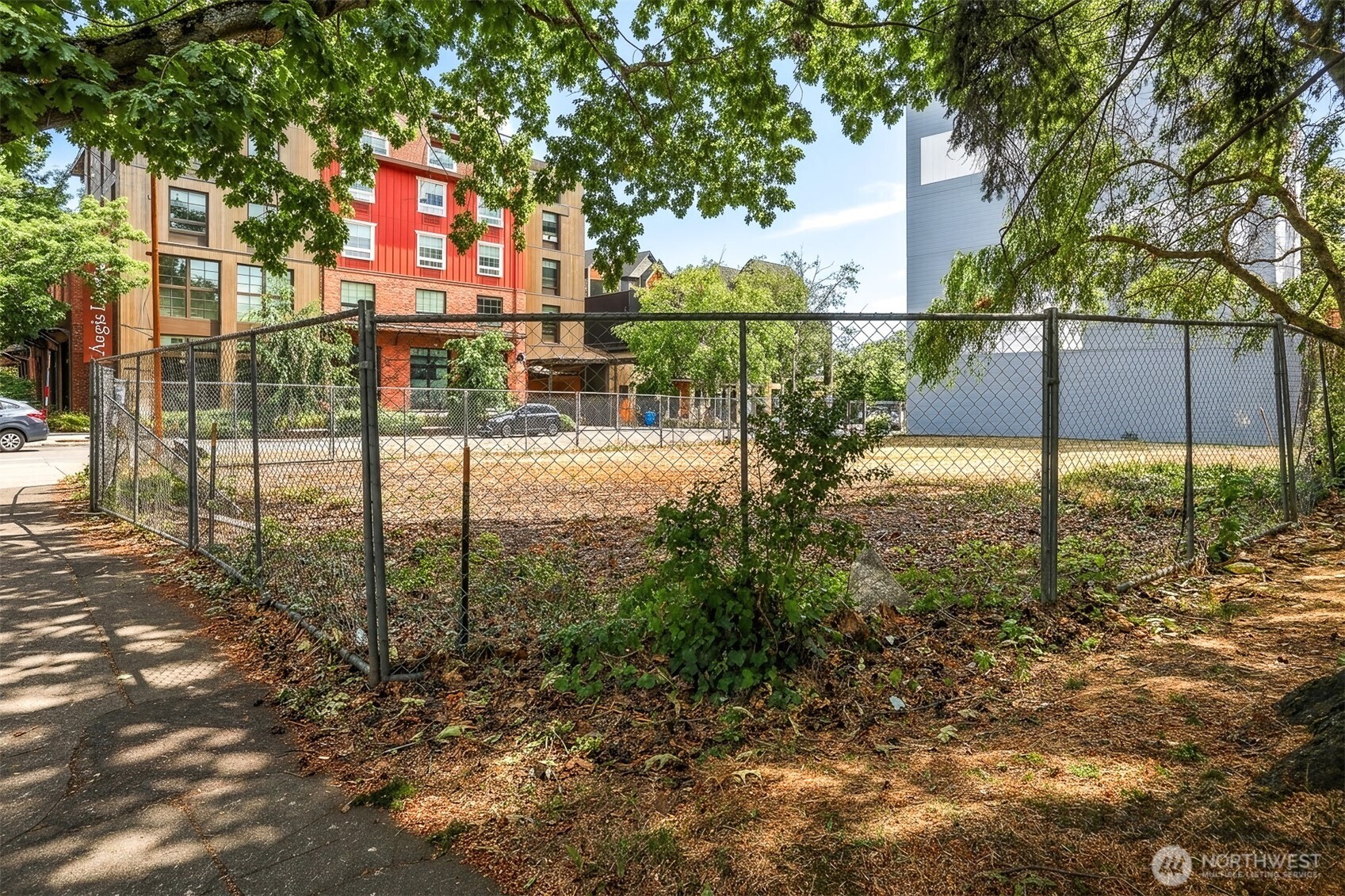 MLS #NWM2550852 image #3