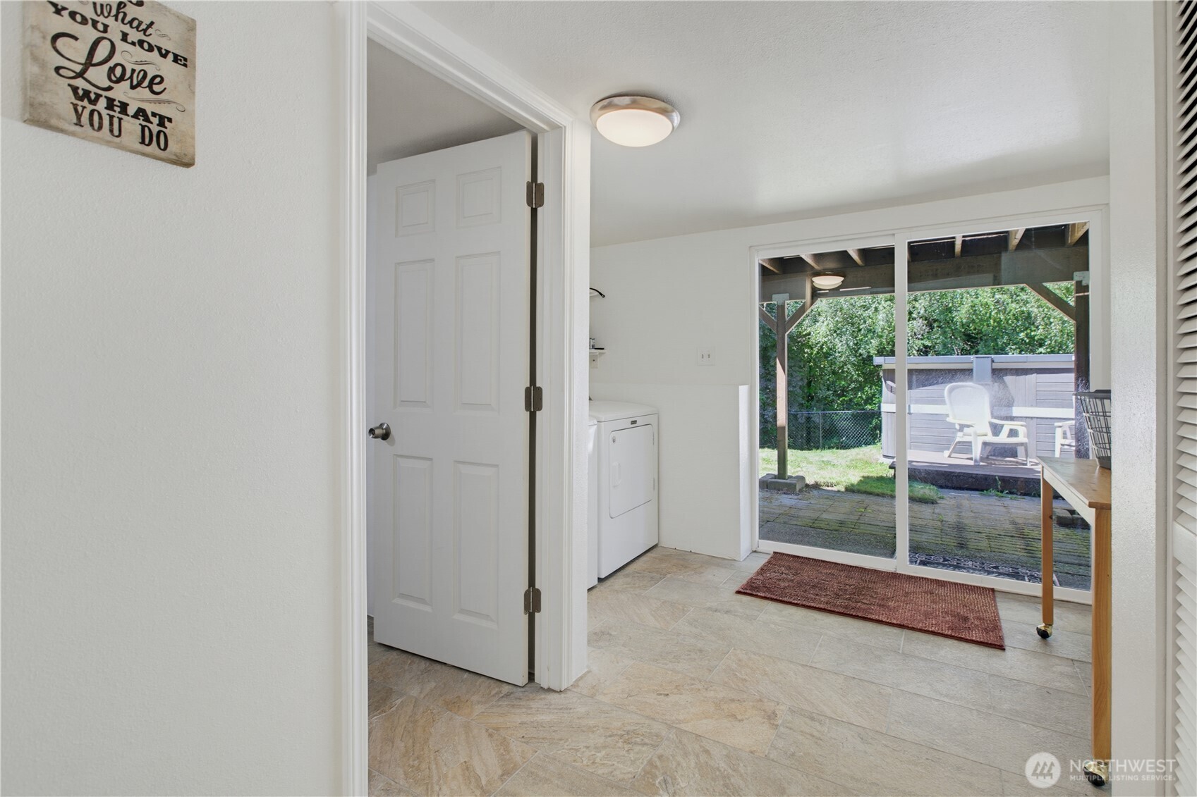 MLS #NWM2551006 image #15