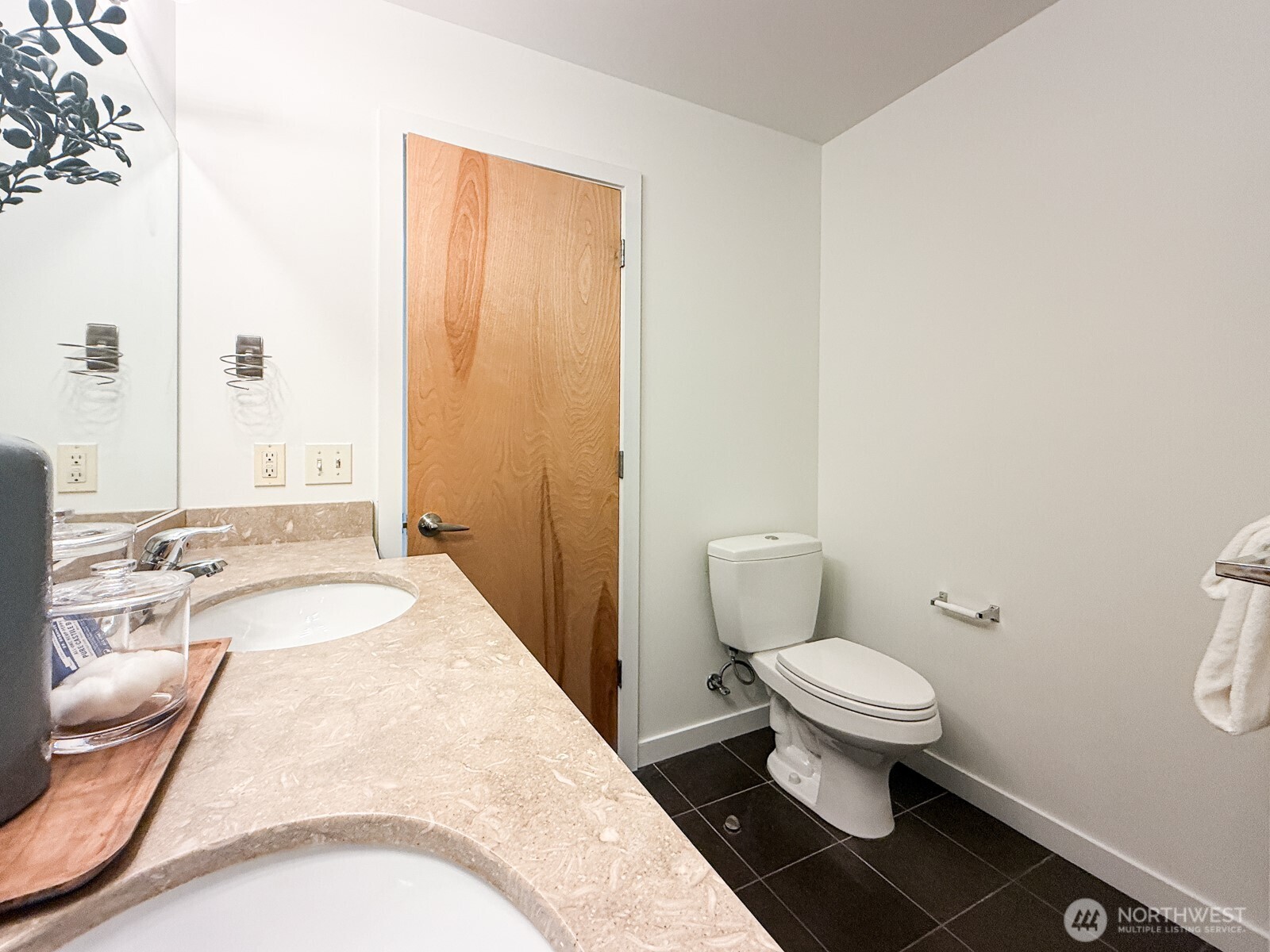 MLS #NWM2551191 image #13