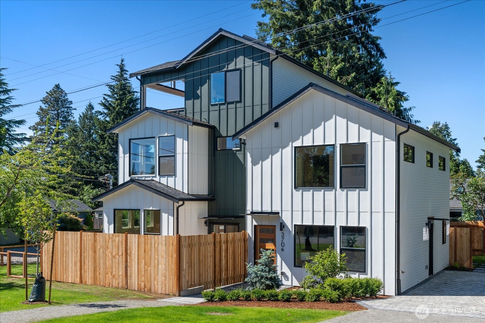 MLS #NWM2551462 image #0