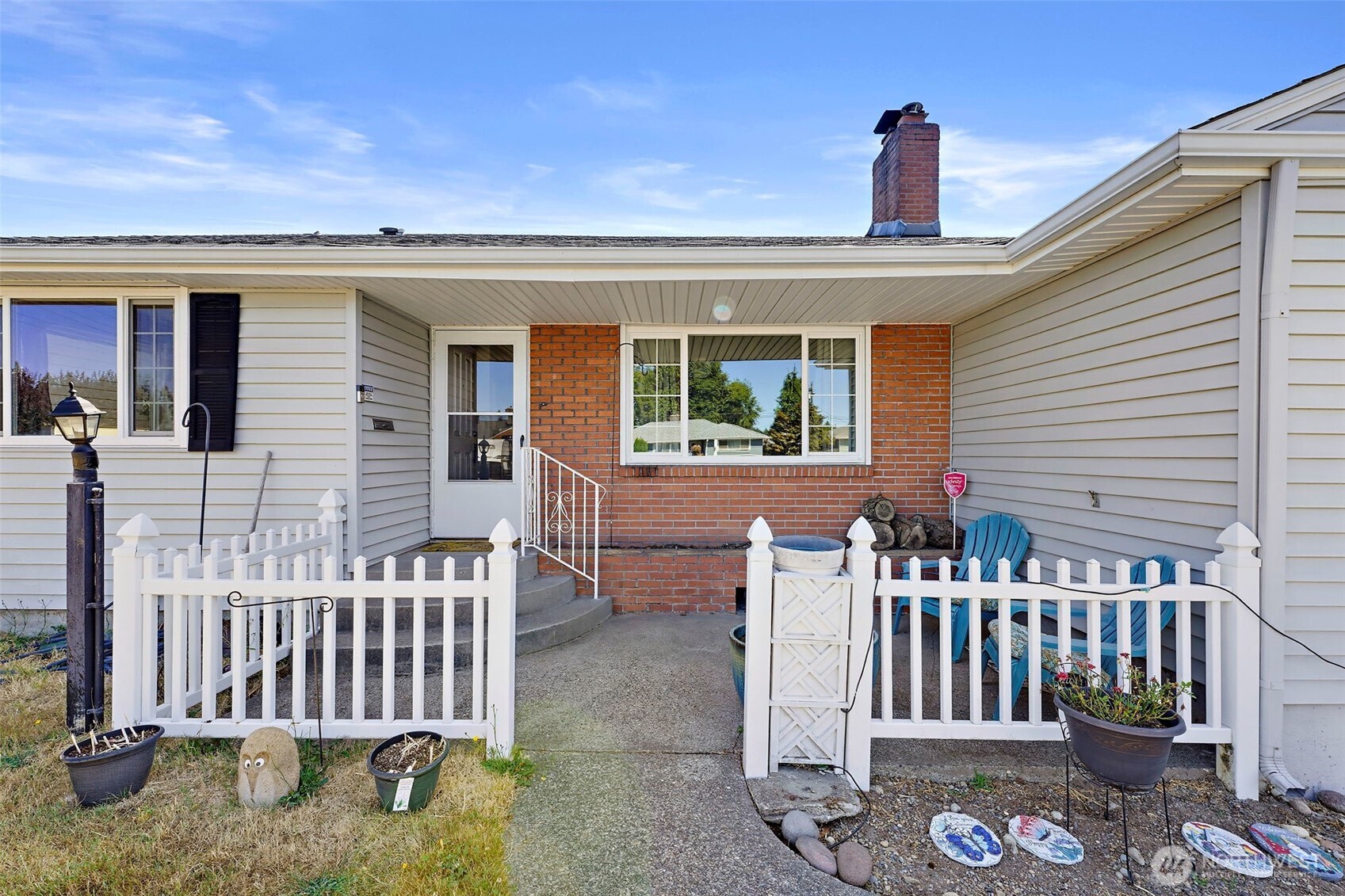 MLS #NWM2551592 image #1