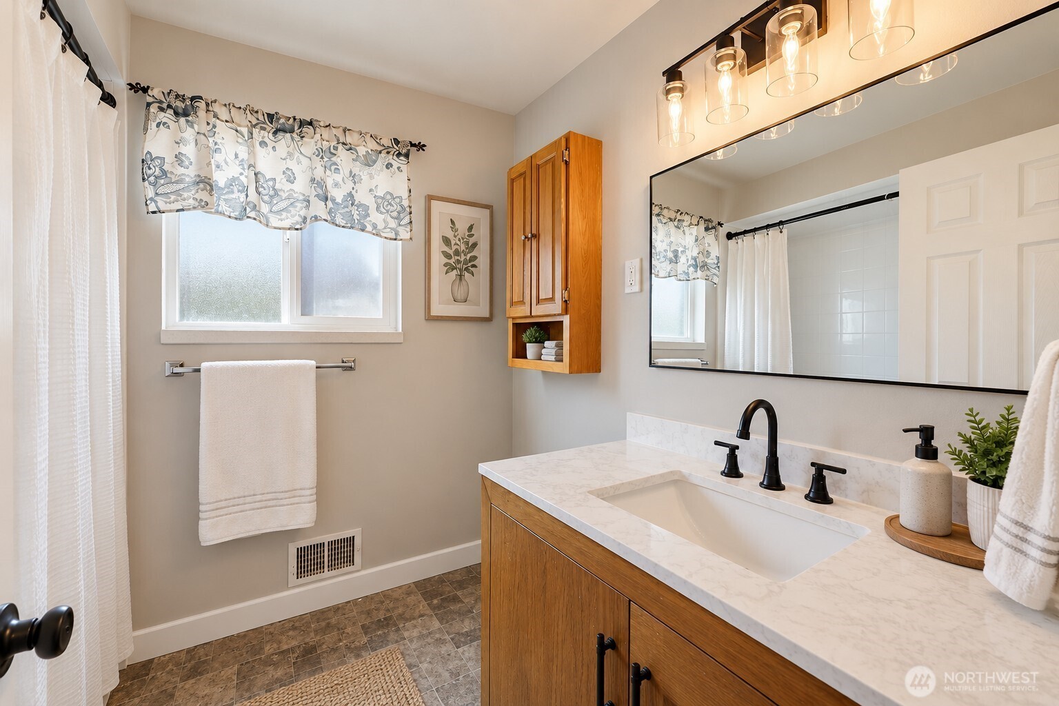 MLS #NWM2551592 image #12