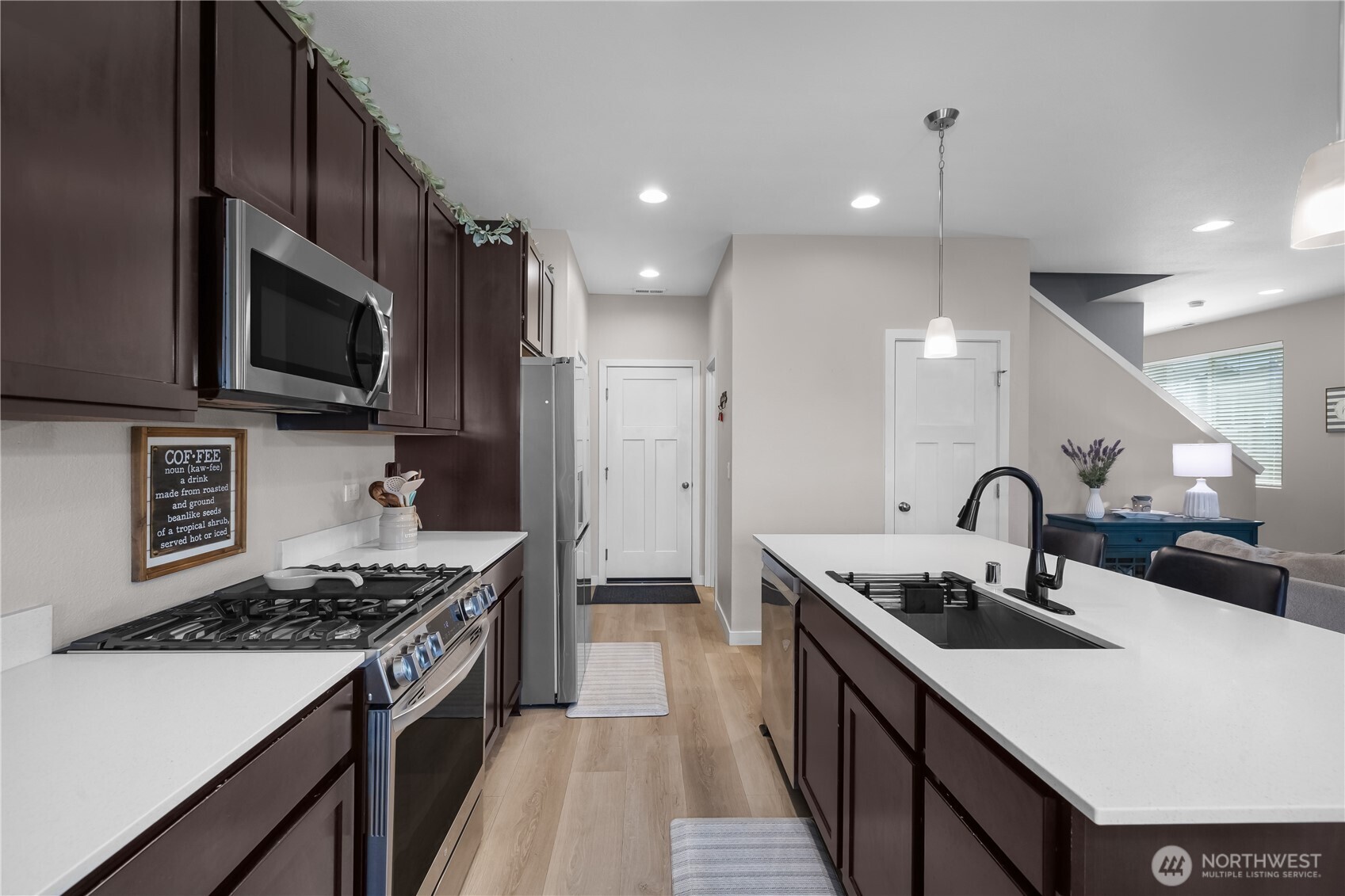 MLS #NWM2551680 image #5
