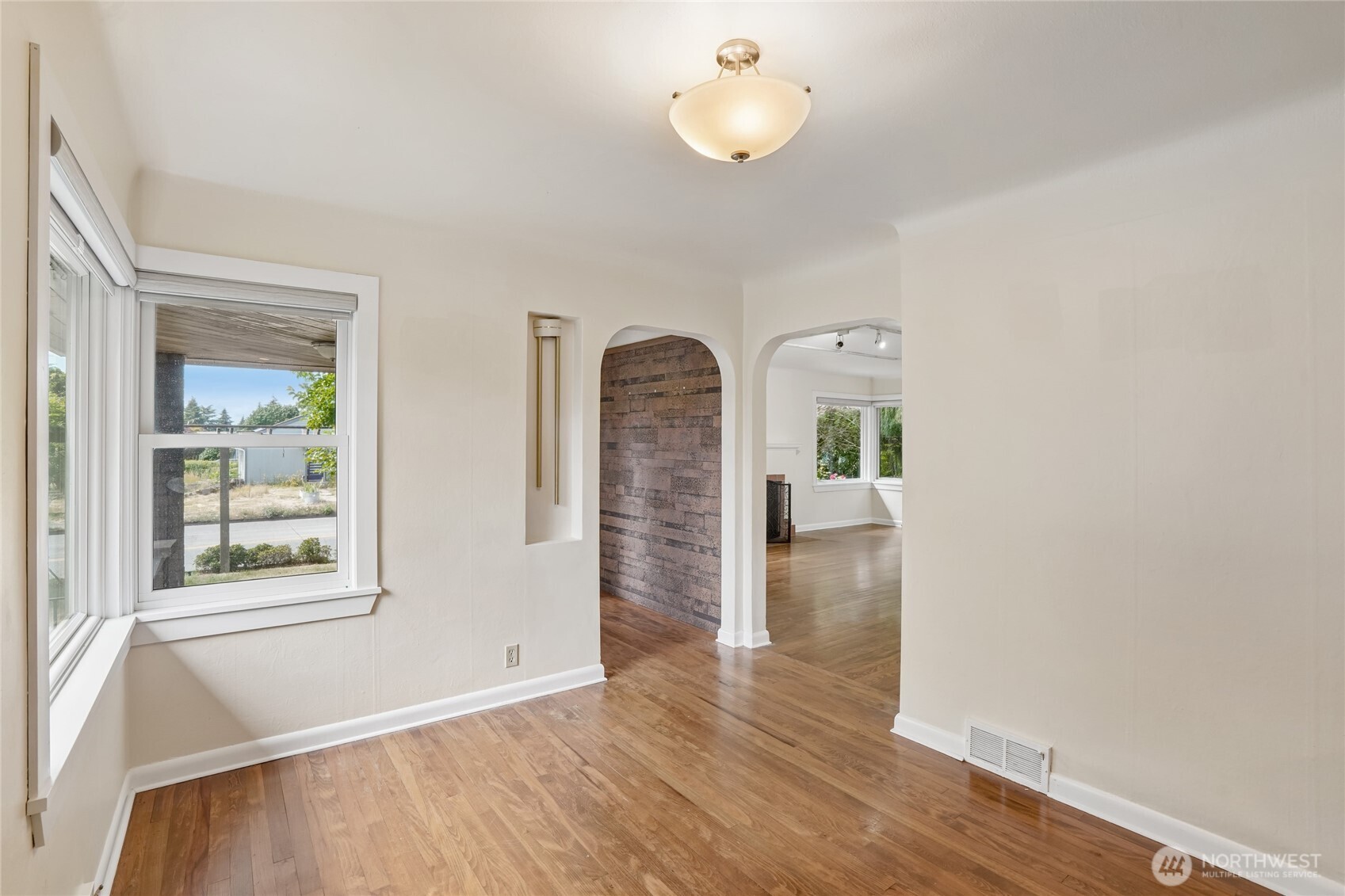 MLS #NWM2551831 image #8