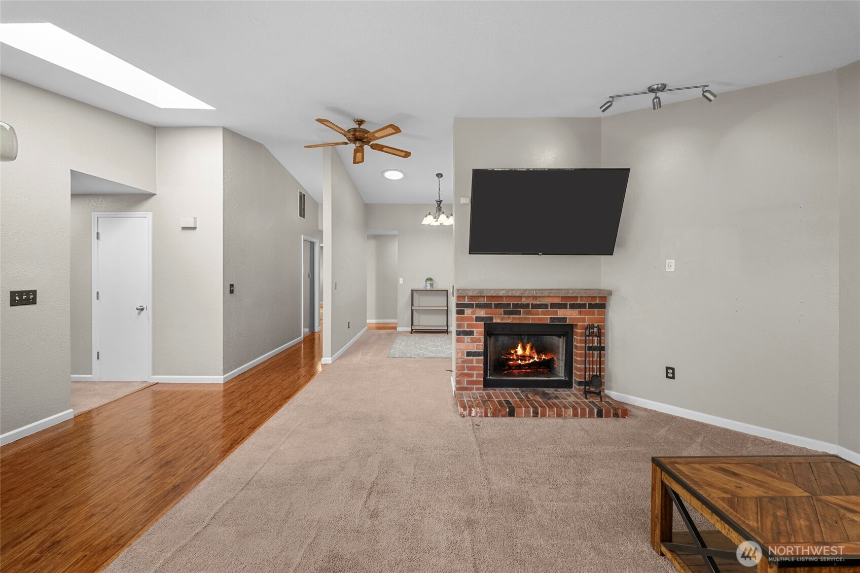 MLS #NWM2551837 image #5