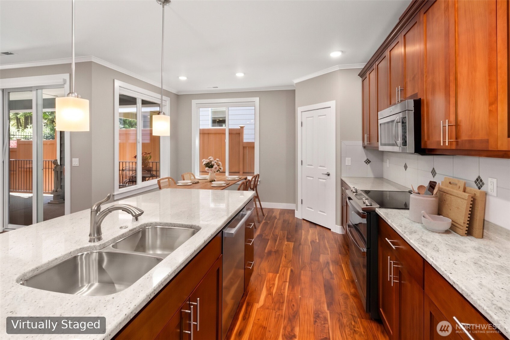 MLS #NWM2551862 image #1