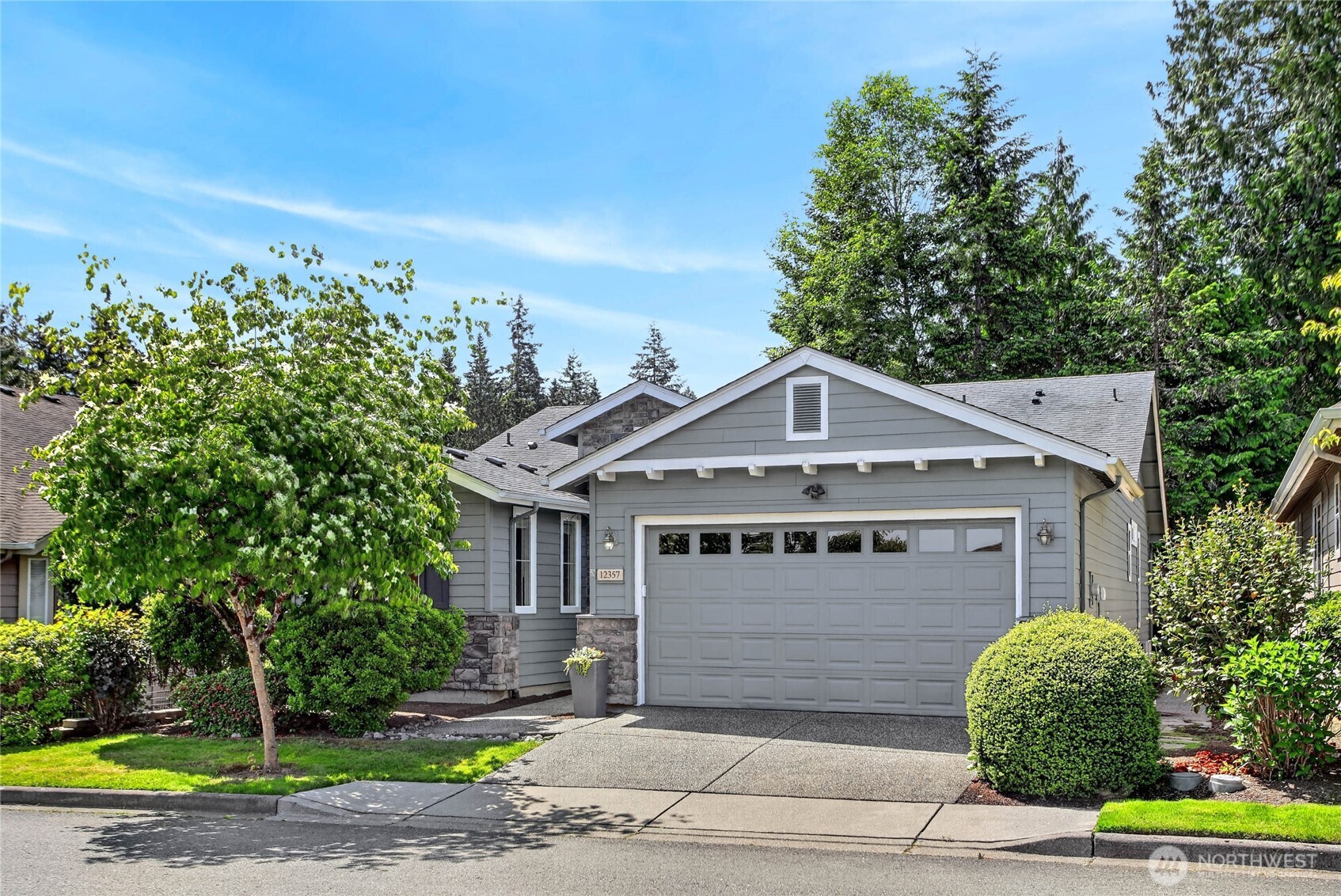 MLS #NWM2552231 image #1