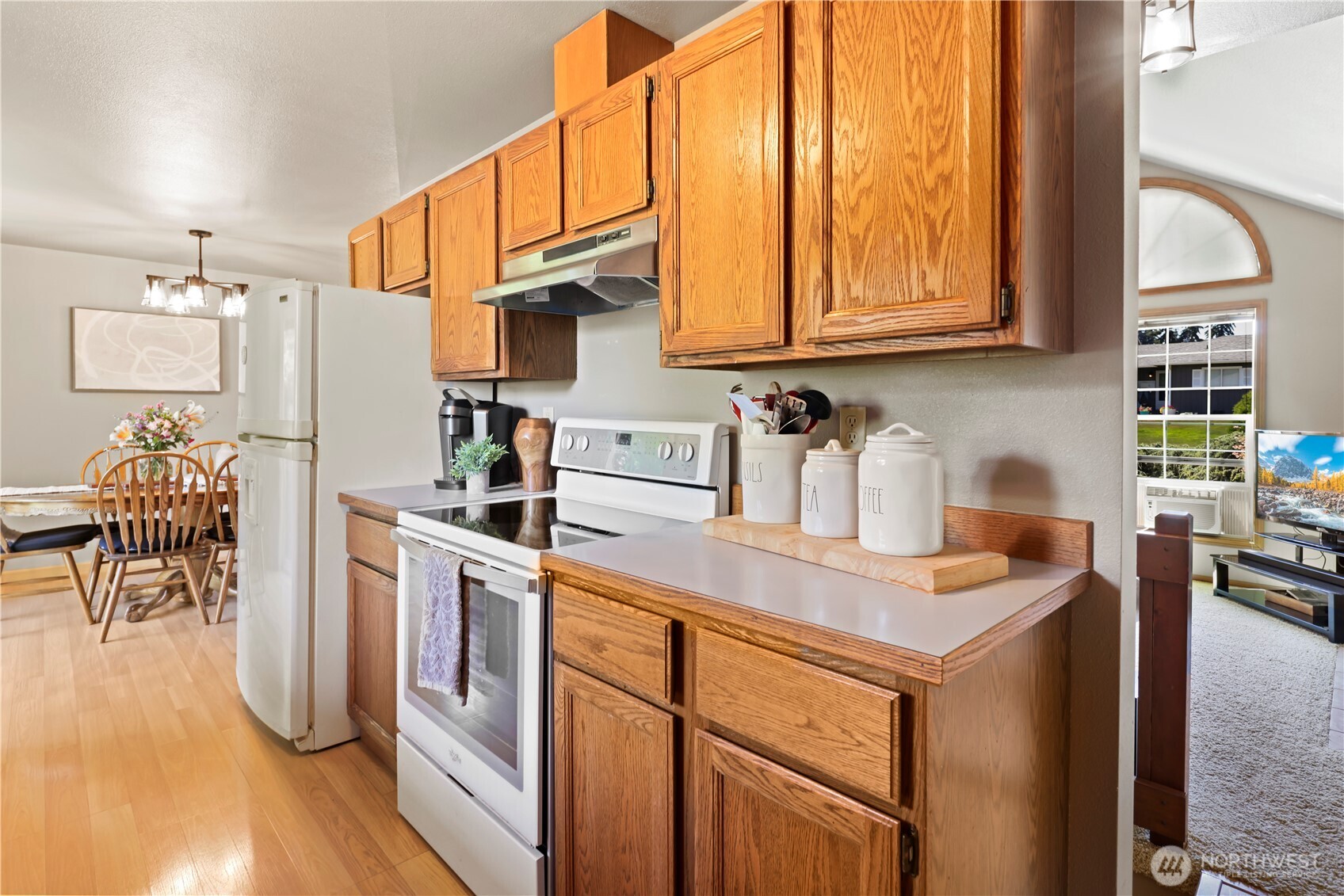 MLS #NWM2552309 image #7