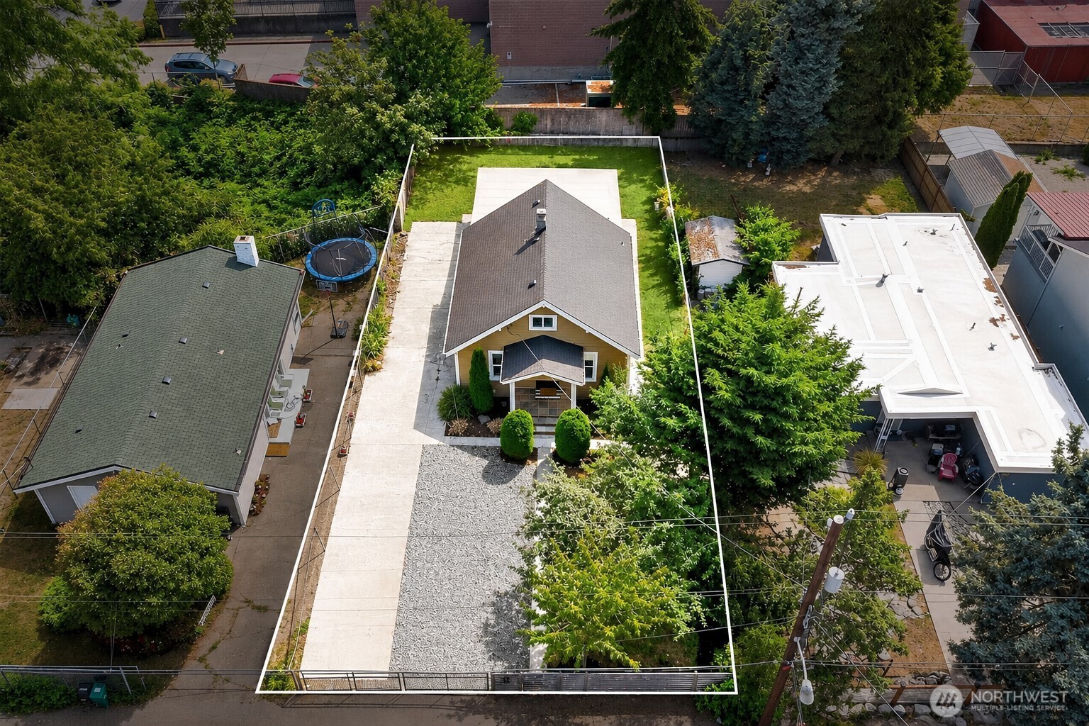 MLS #NWM2552317 image #0
