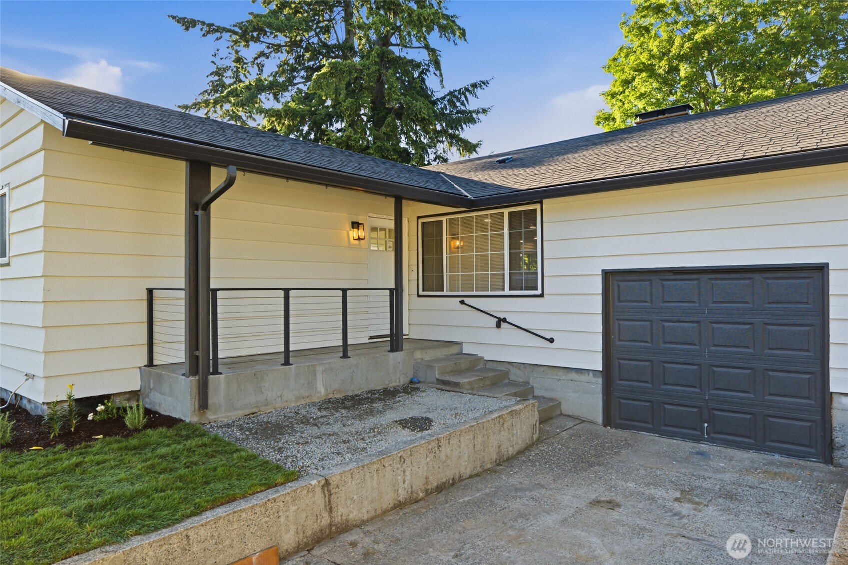 MLS #NWM2552340 image #2