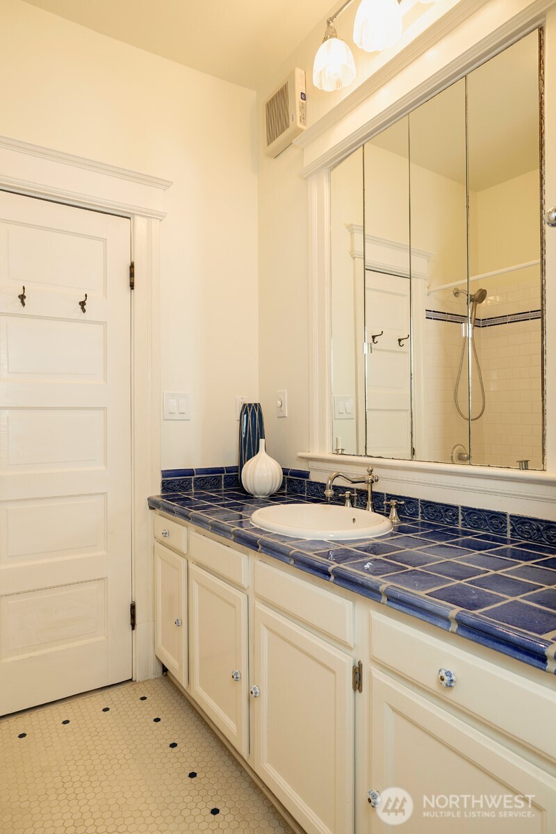 MLS #NWM2552521 image #15