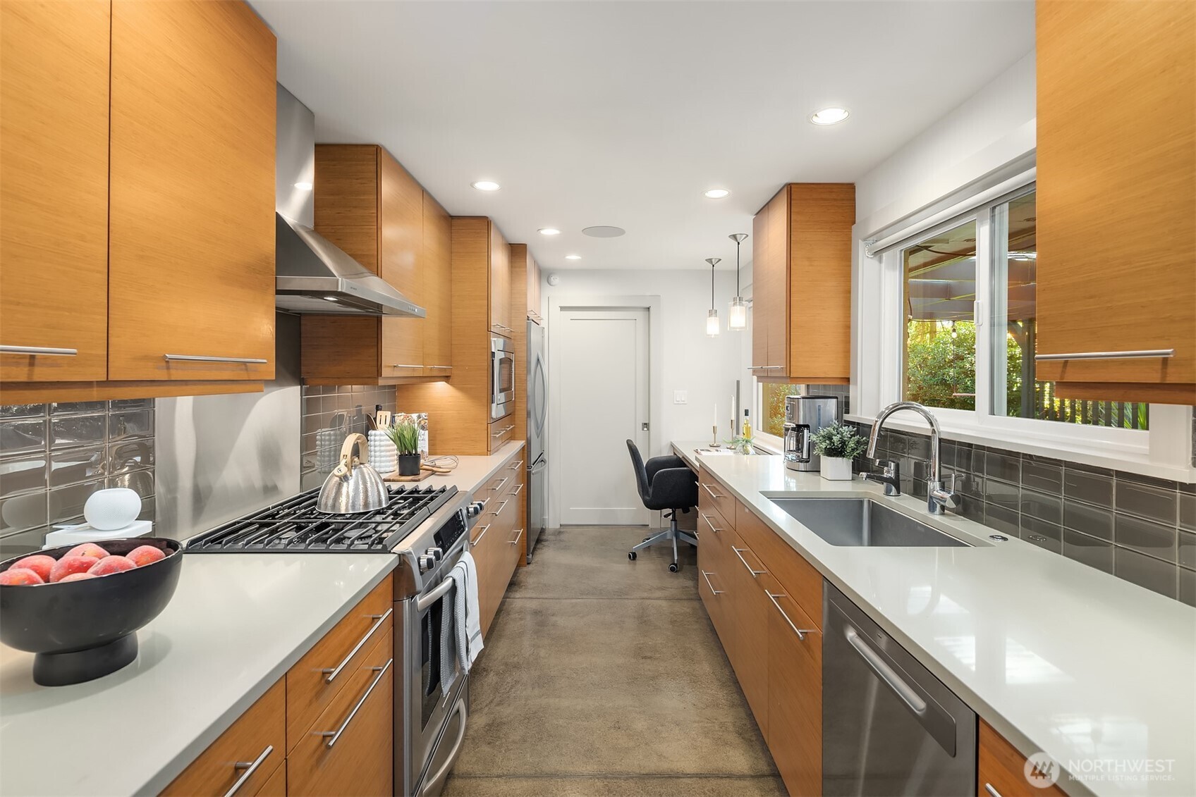 MLS #NWM2552905 image #20