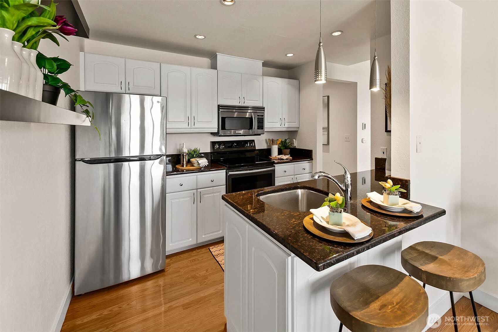 MLS #NWM2552929 image #9