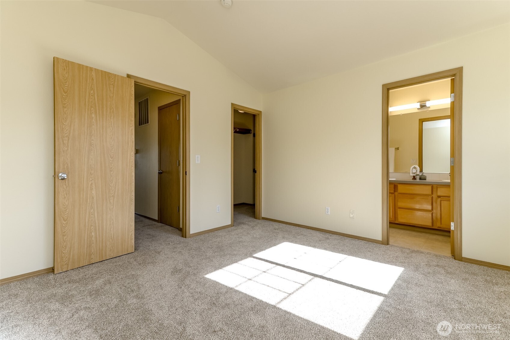 MLS #NWM2553019 image #16
