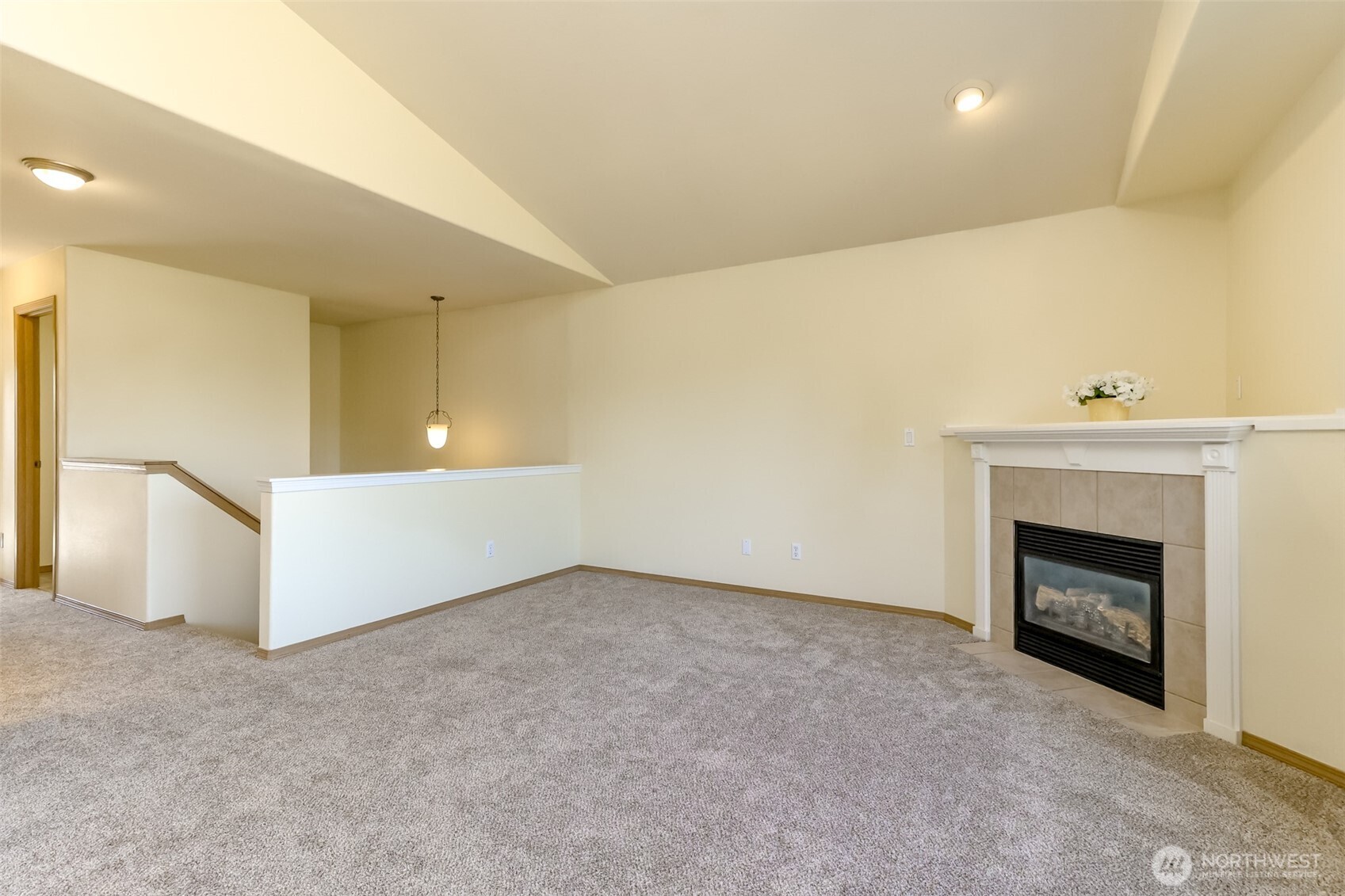 MLS #NWM2553019 image #2