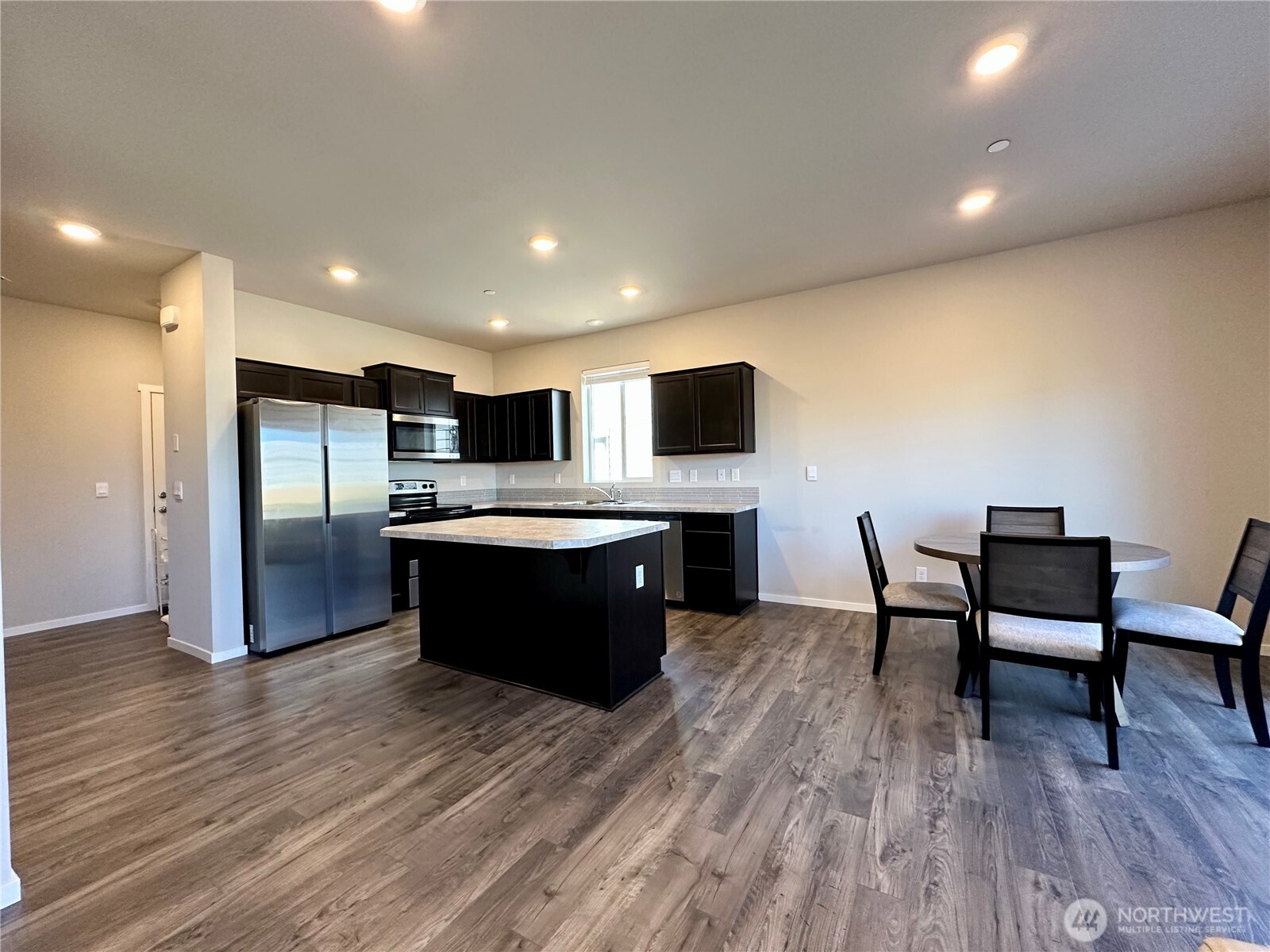 MLS #NWM2553334 image #10