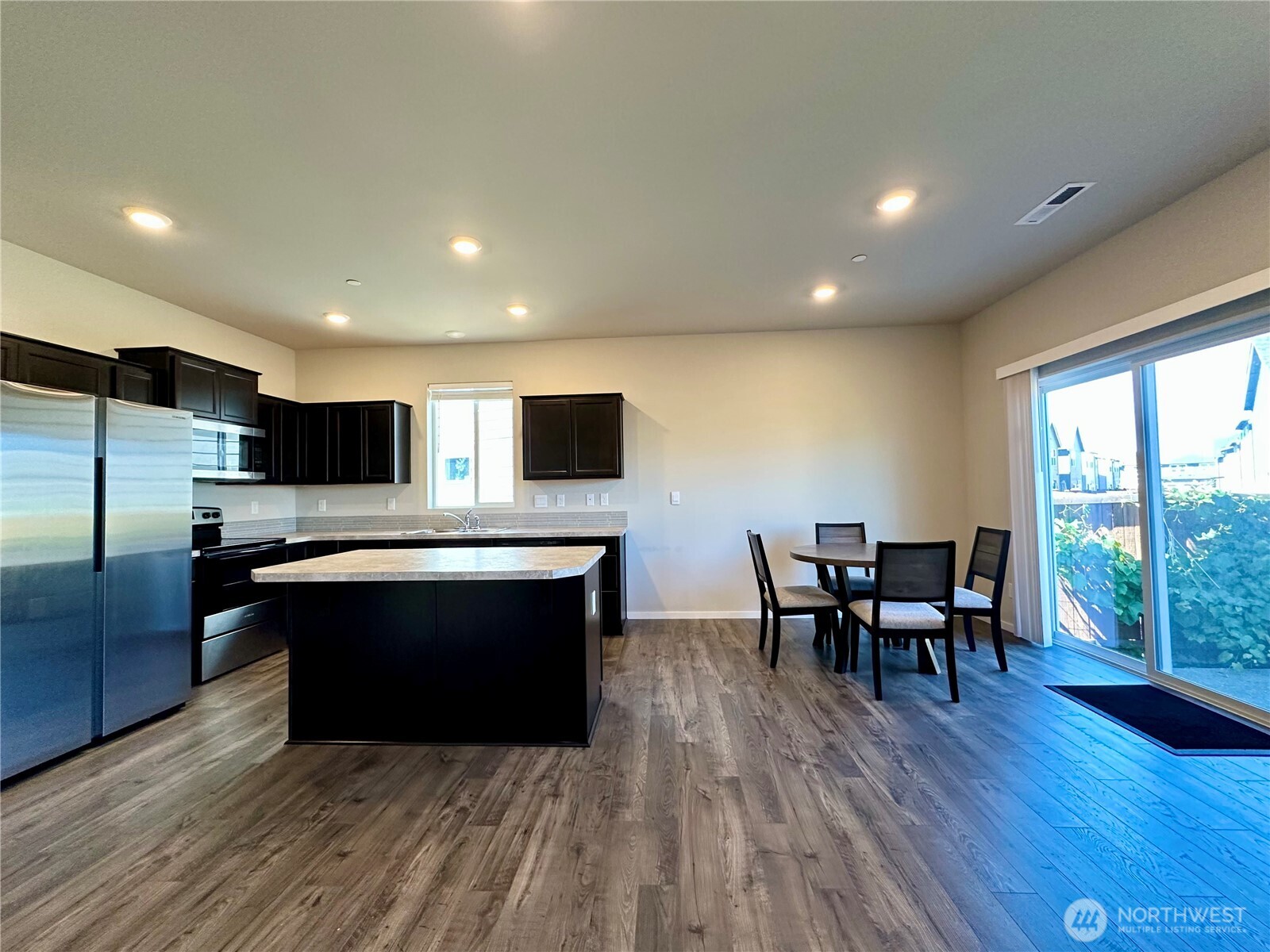 MLS #NWM2553334 image #12