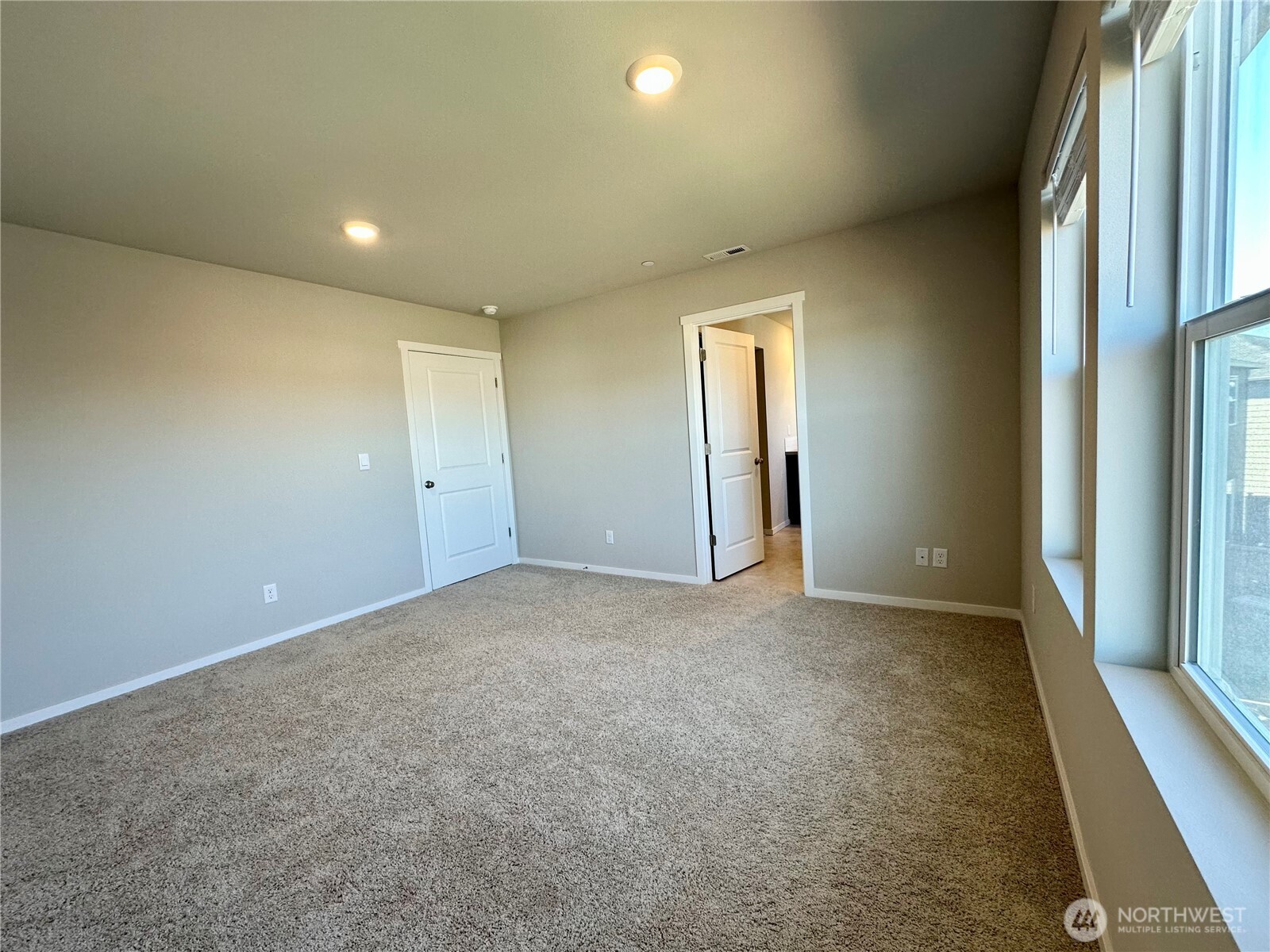MLS #NWM2553334 image #16