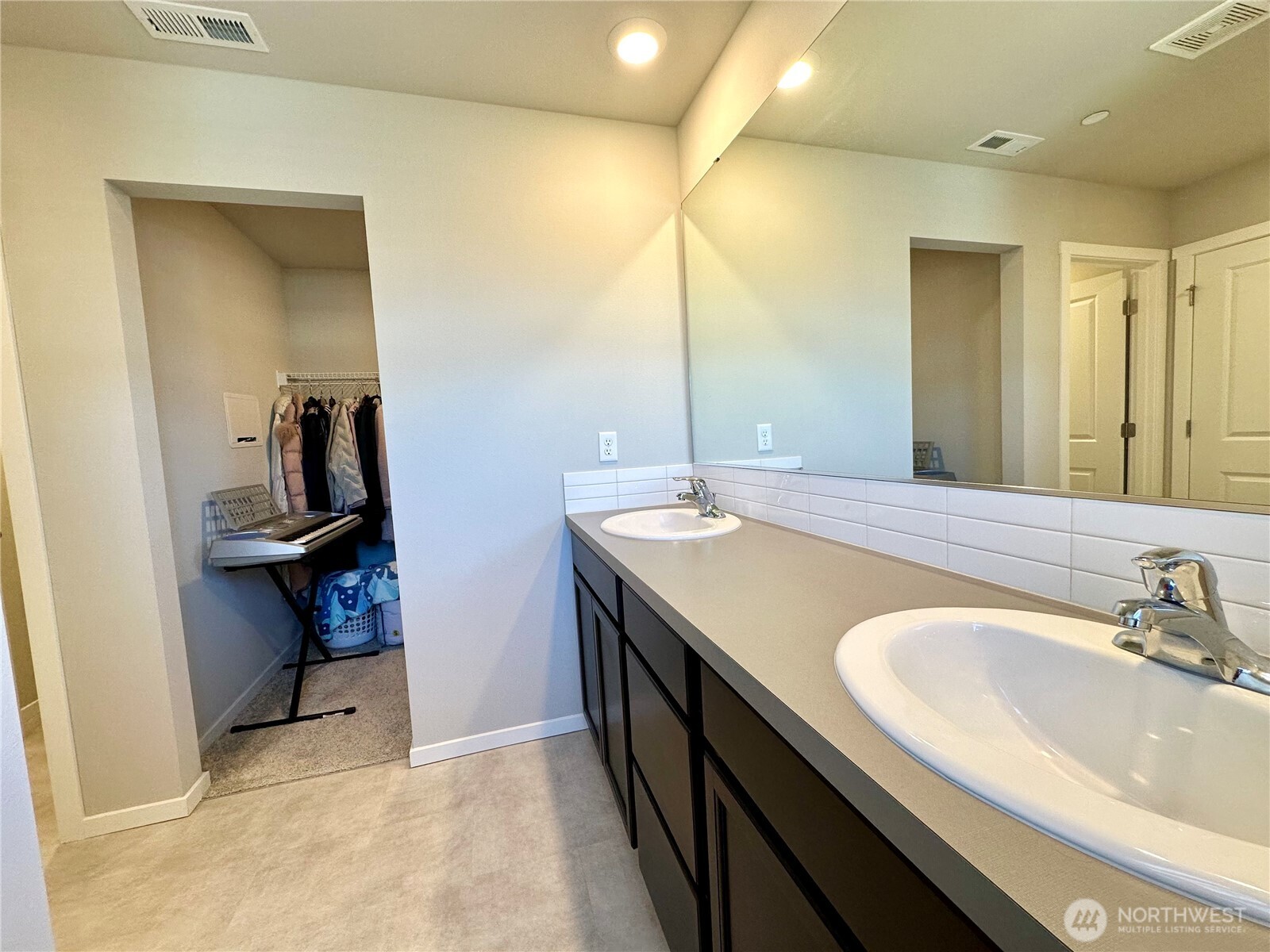 MLS #NWM2553334 image #18