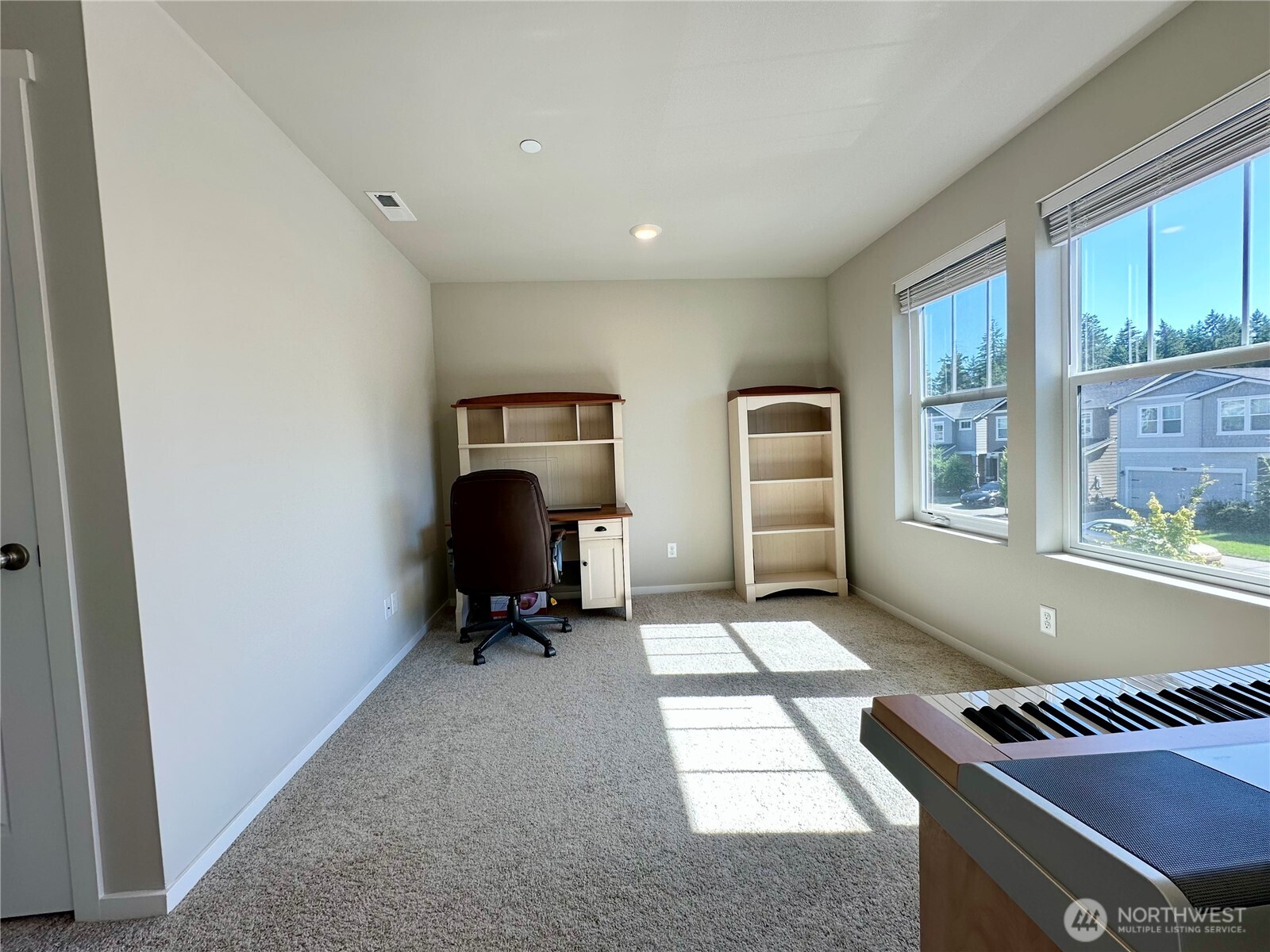MLS #NWM2553334 image #24