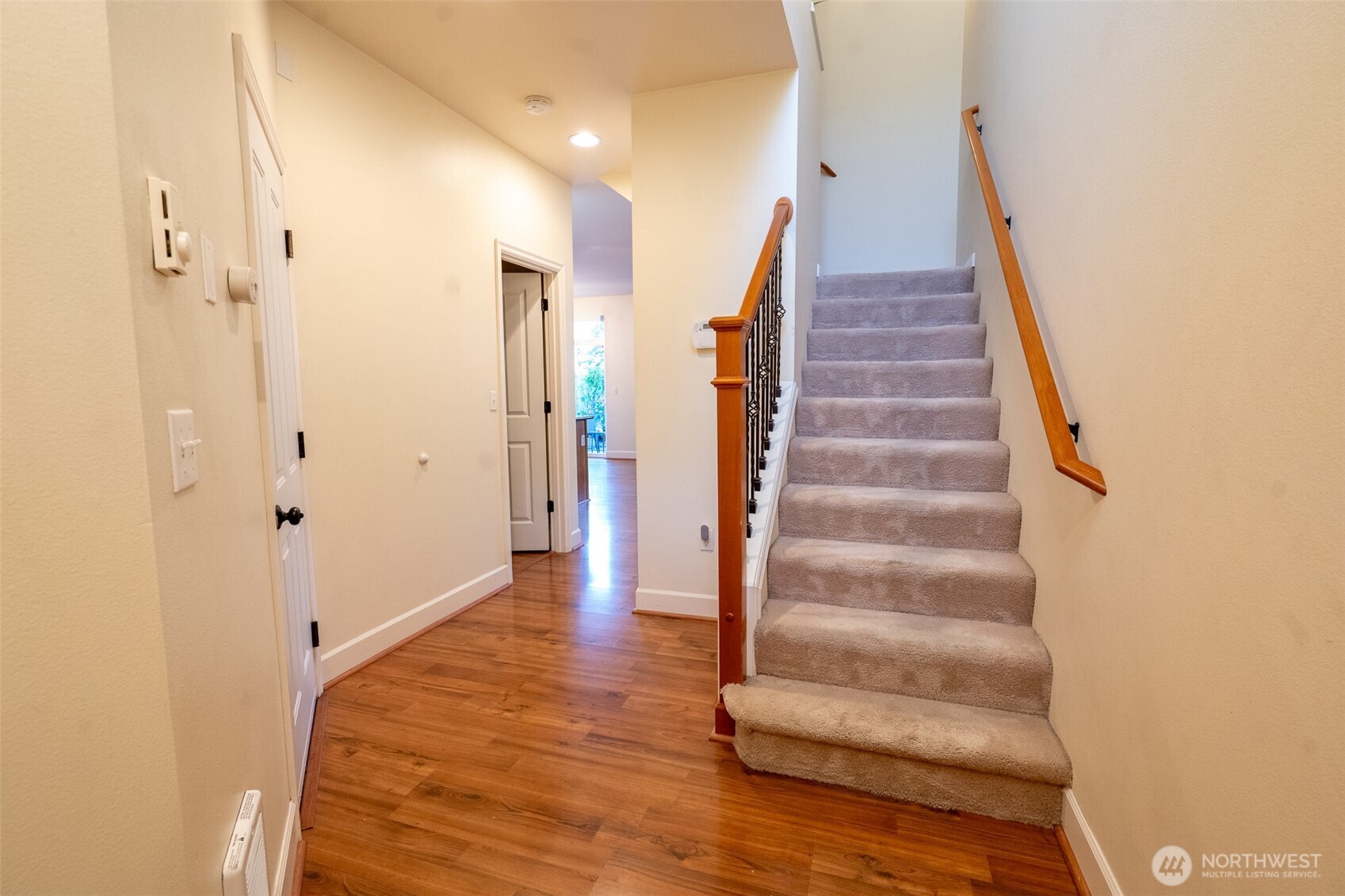 MLS #NWM2553476 image #2