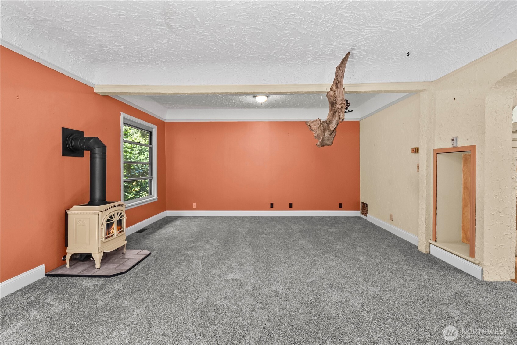 MLS #NWM2553492 image #5