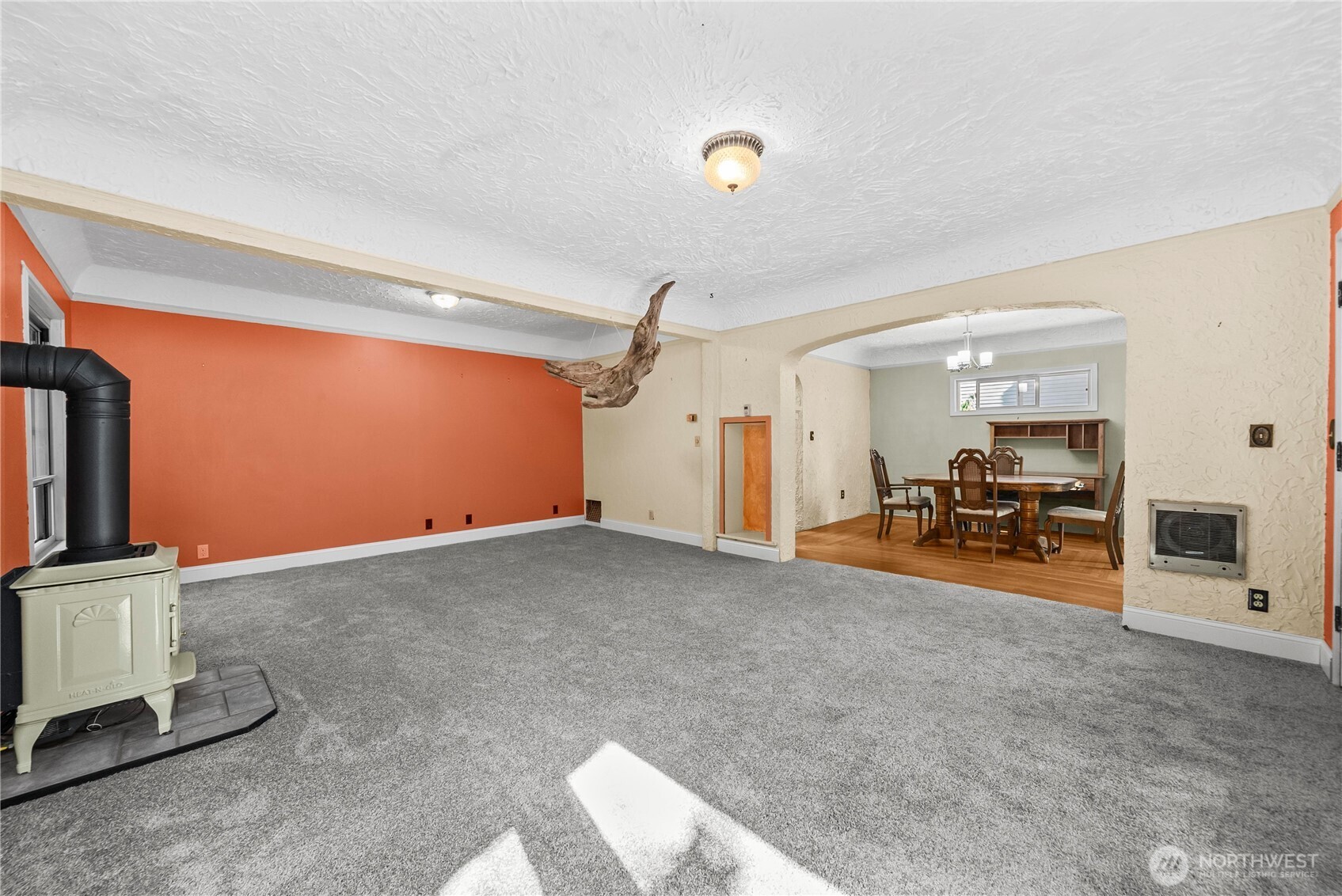 MLS #NWM2553492 image #6