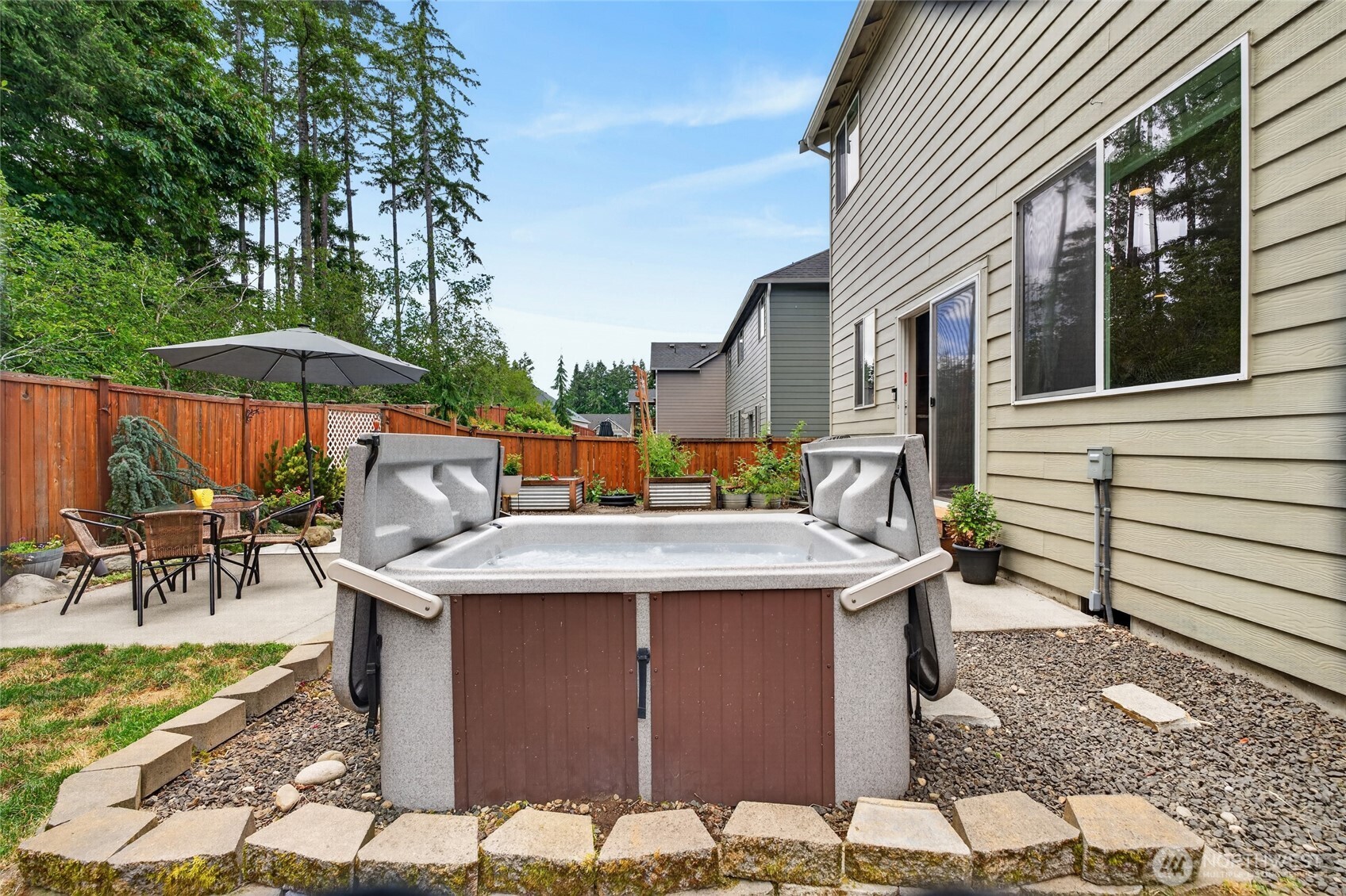 MLS #NWM2553543 image #4