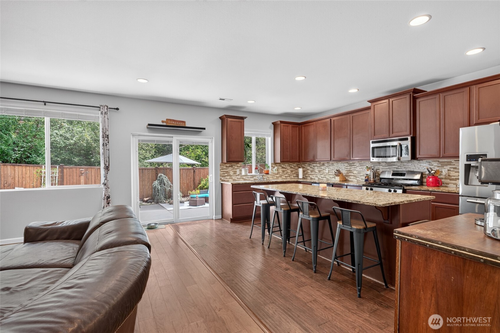 MLS #NWM2553543 image #8