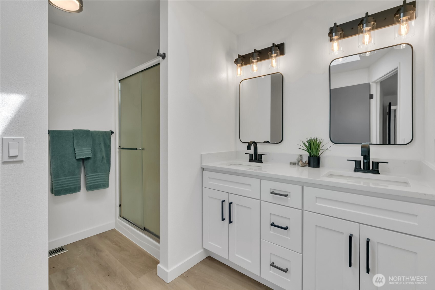 MLS #NWM2553691 image #13