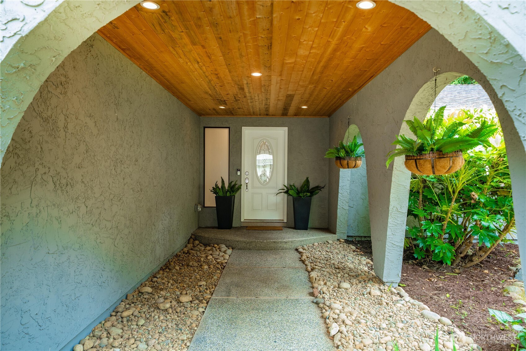 MLS #NWM2553696 image #4