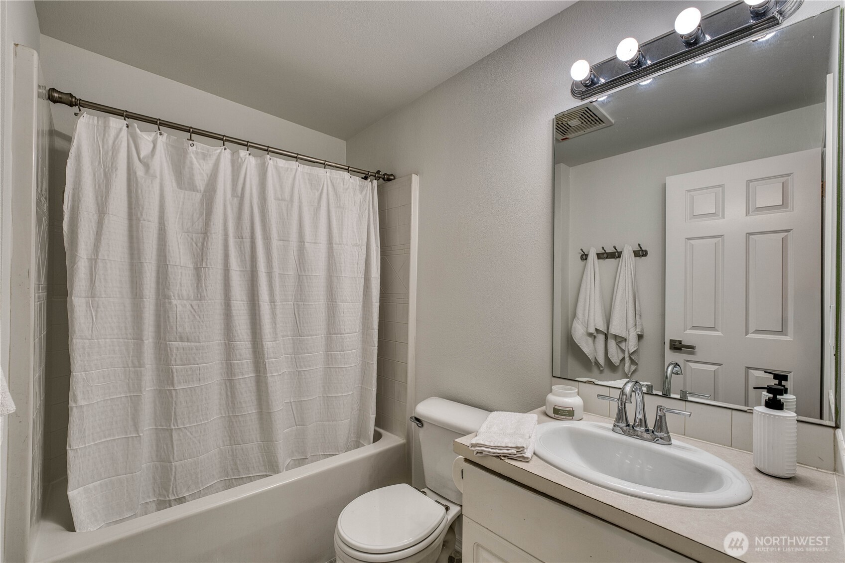 MLS #NWM2554035 image #24