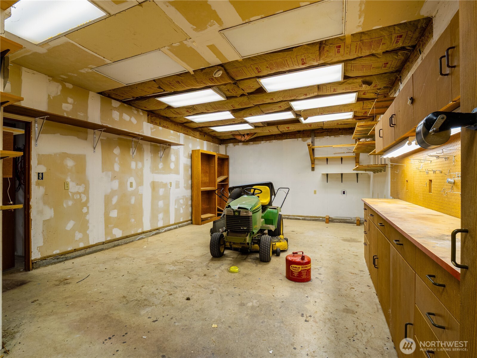 MLS #NWM2554642 image #34
