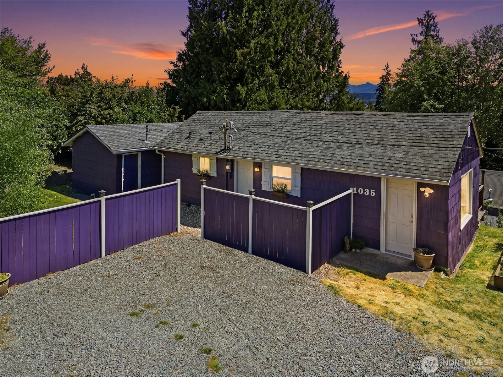 MLS #NWM2555260 image #1